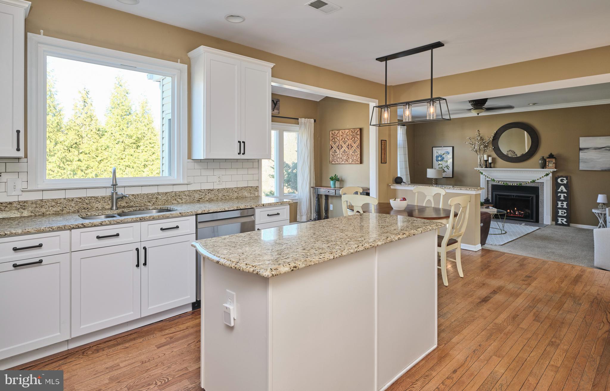 PARKSIDE RIDGE - Residential