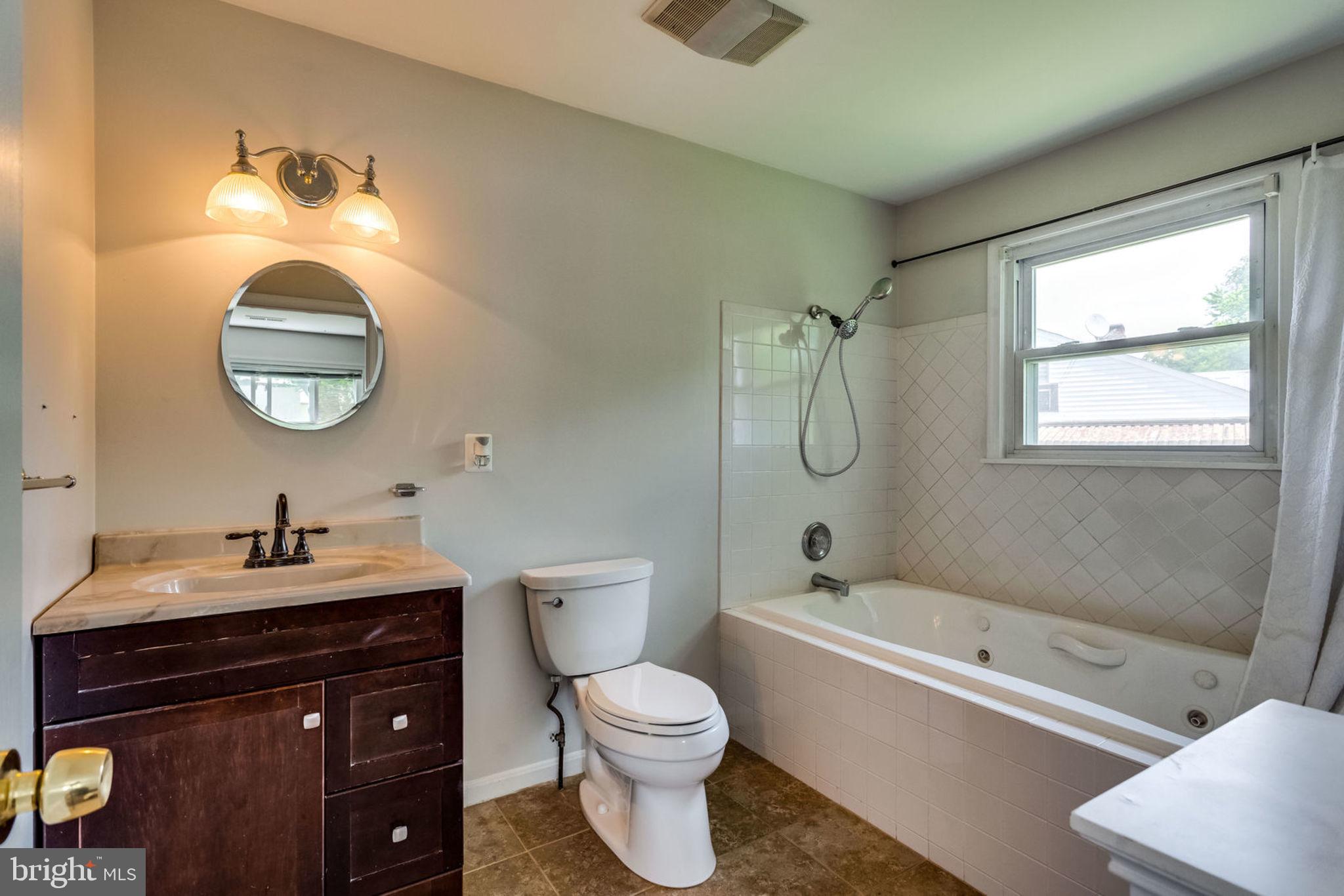 VIRGINIA HILLS - Residential