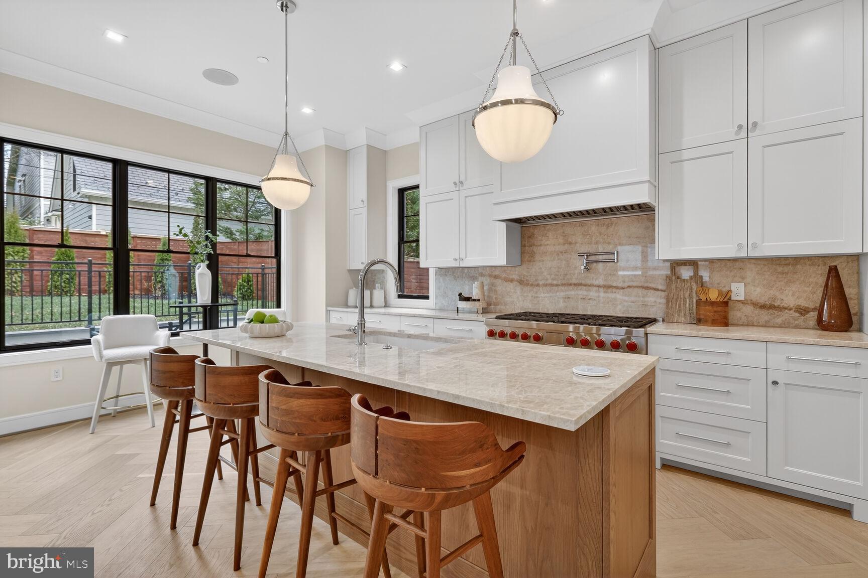 CHEVY CHASE VILLAGE - Residential