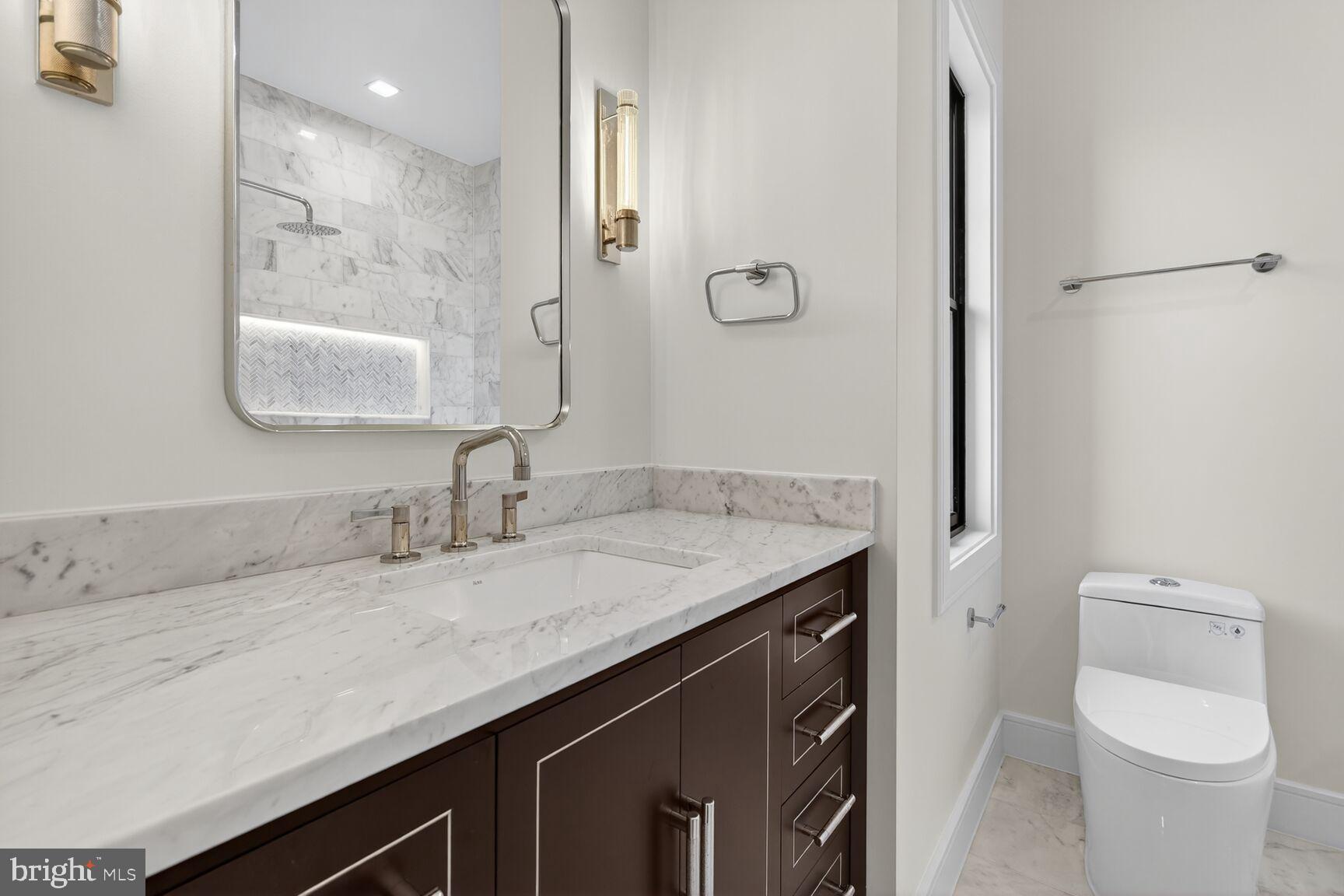 CHEVY CHASE VILLAGE - Residential