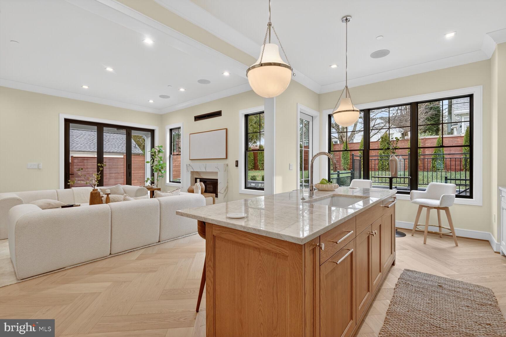 CHEVY CHASE VILLAGE - Residential