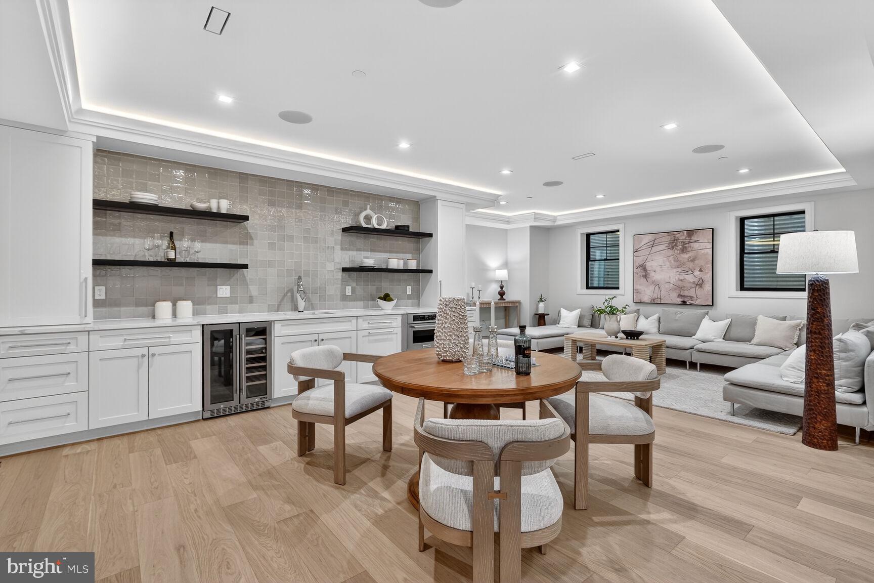 CHEVY CHASE VILLAGE - Residential