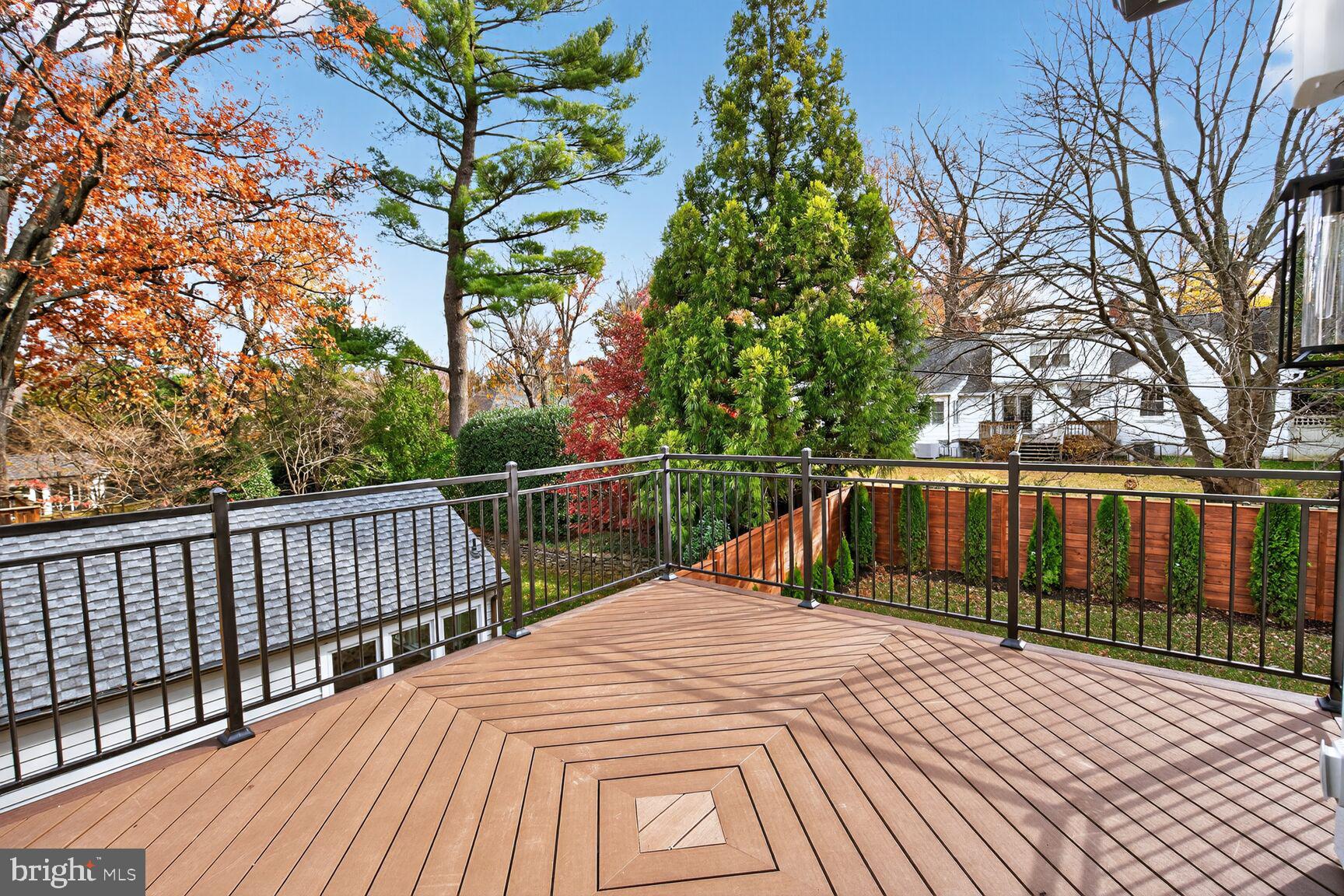 CHEVY CHASE VILLAGE - Residential