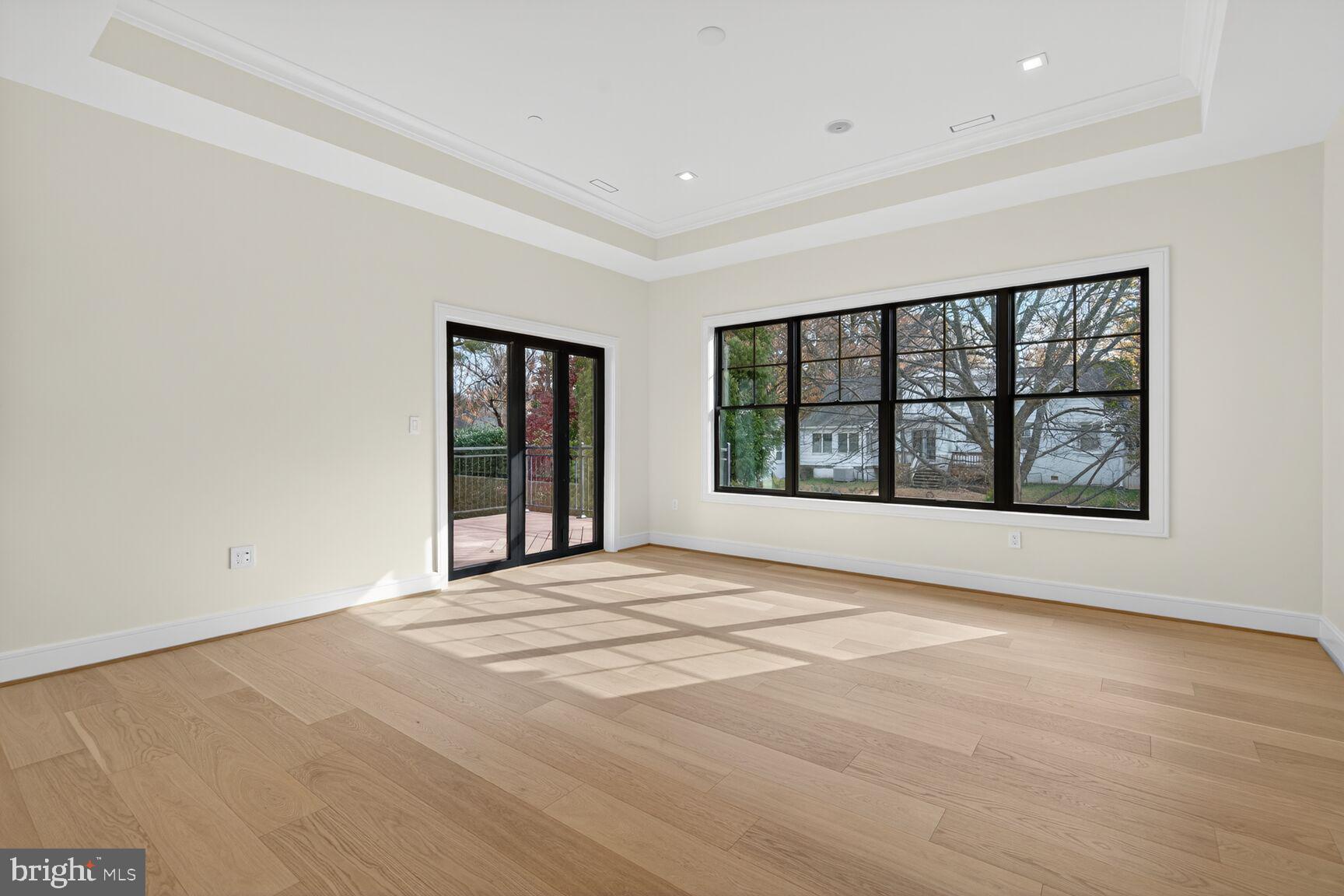 CHEVY CHASE VILLAGE - Residential