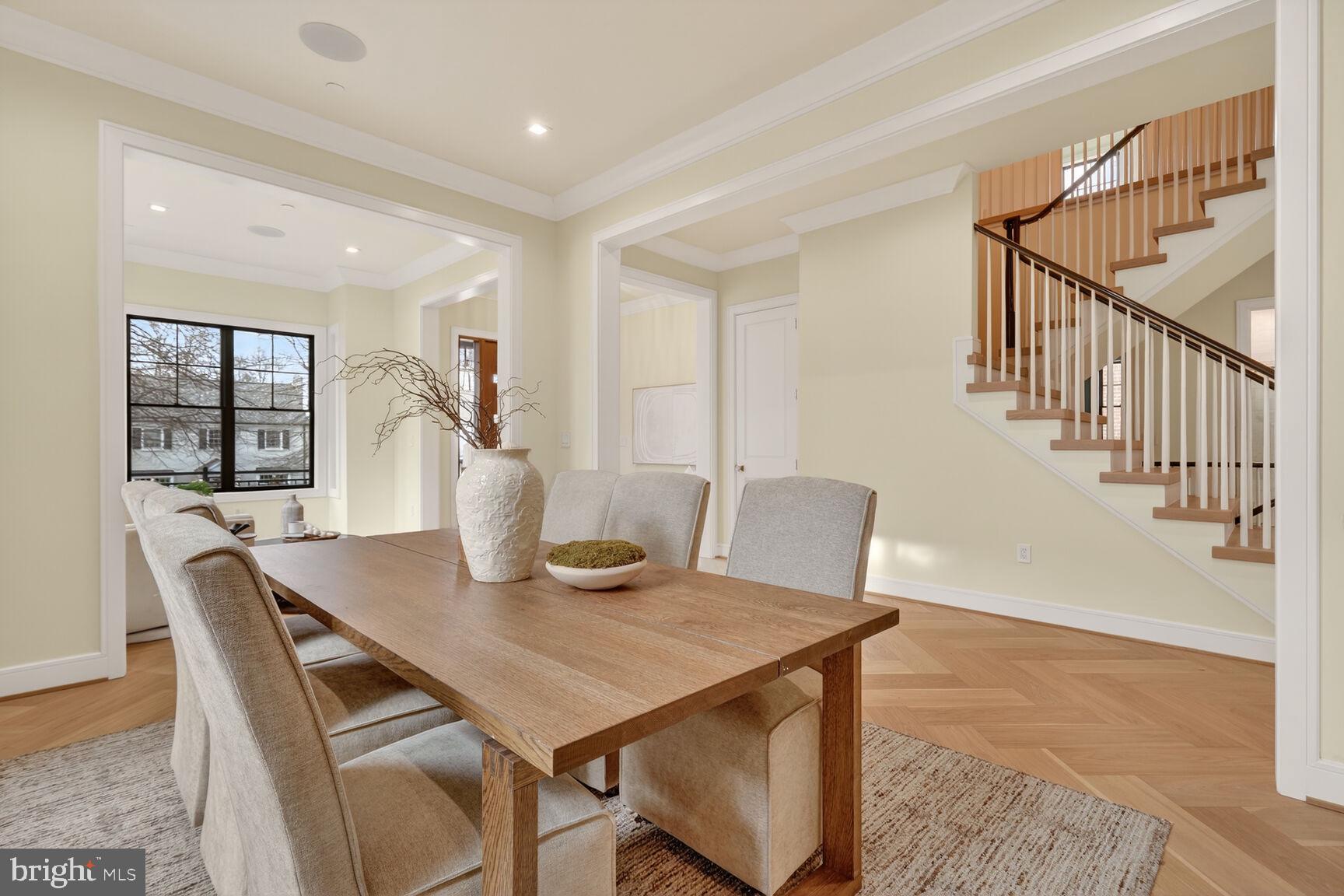 CHEVY CHASE VILLAGE - Residential