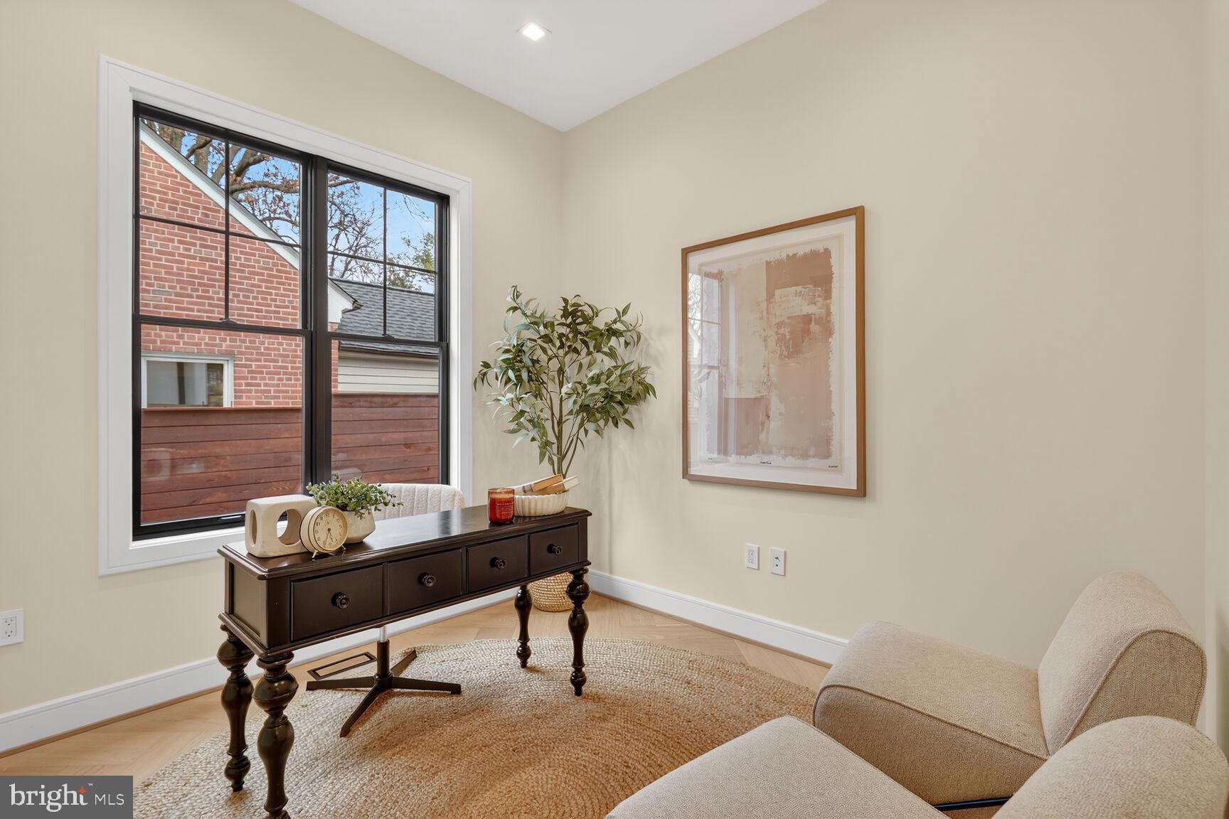 CHEVY CHASE VILLAGE - Residential