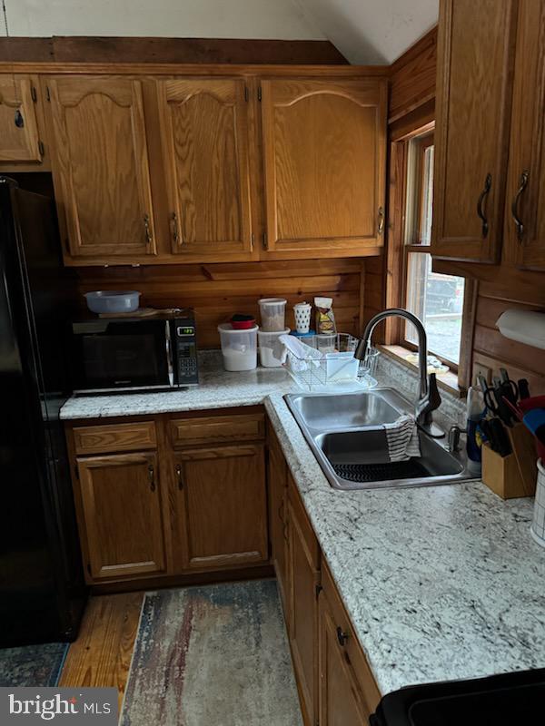 1163 CAP AND BALL RD