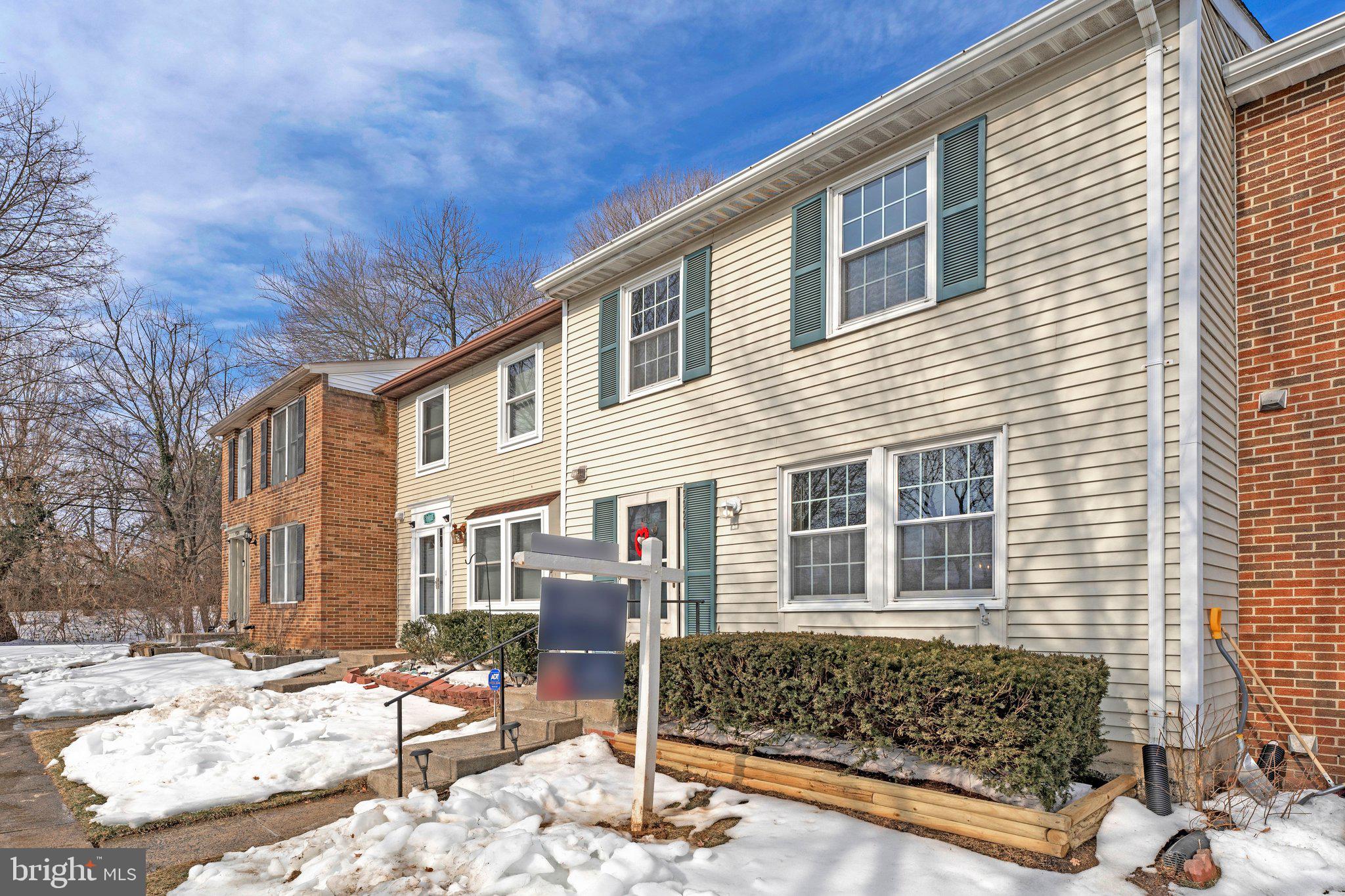 9920 OAKDALE WOODS COURT