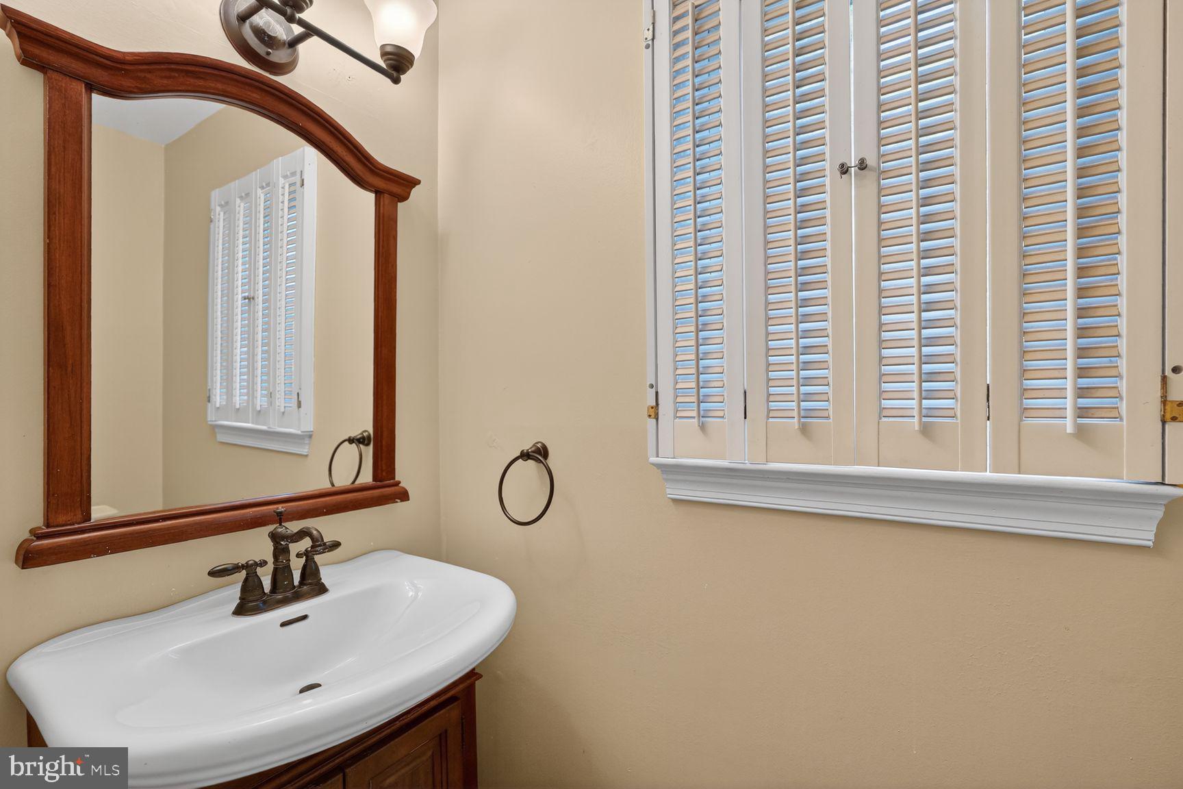 REDLAND STATION - Residential
