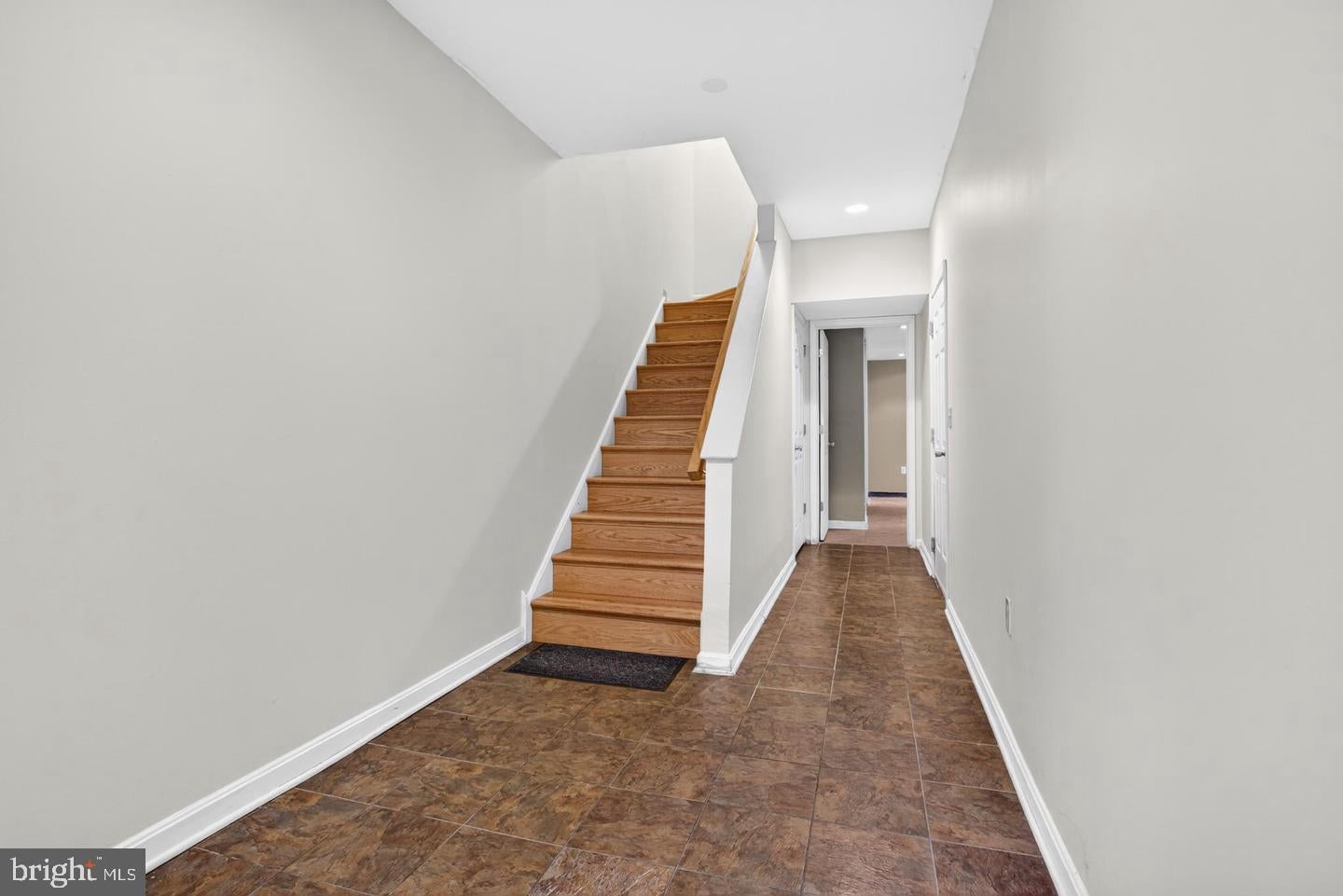 100 PARKER AVENUE 23