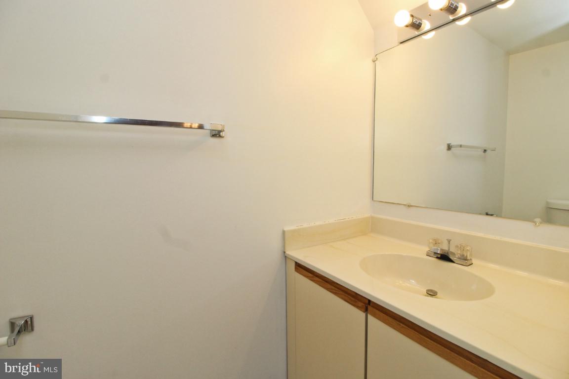 CHAPEL COVE - Residential