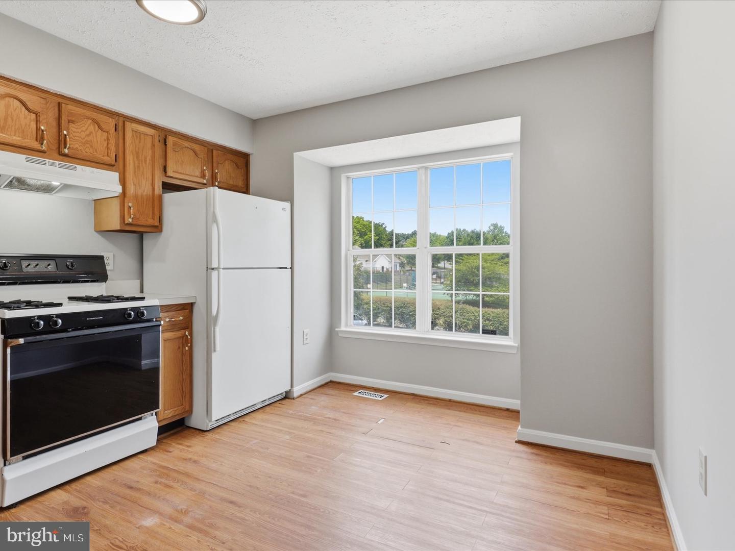 609 TAMMY TERRACE SE