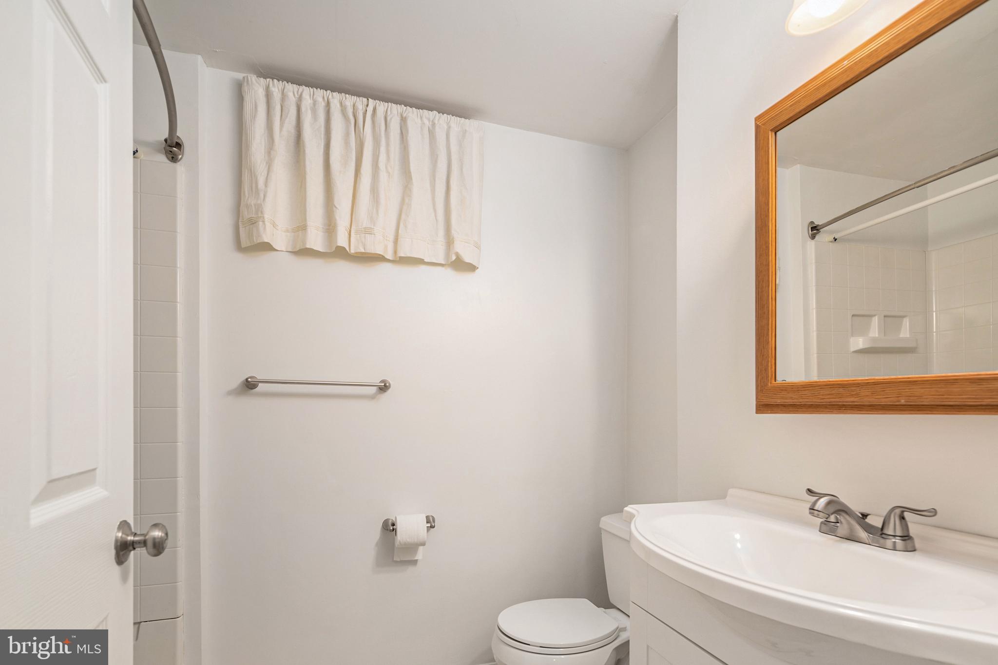 LAKE RIDGE - BRIDGEPOINT - Residential