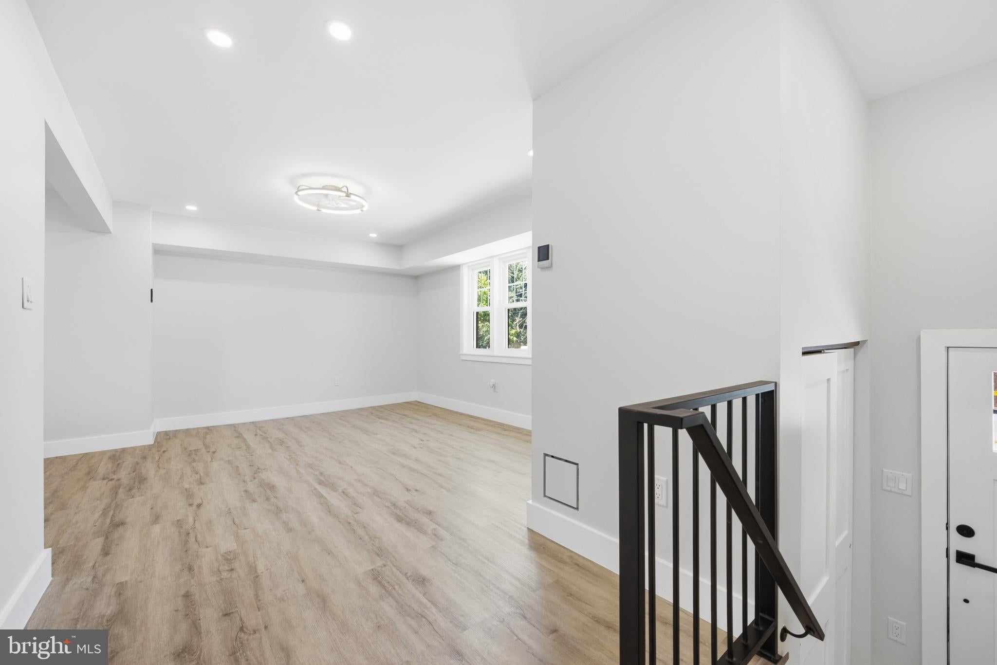 861 N 7TH STREET