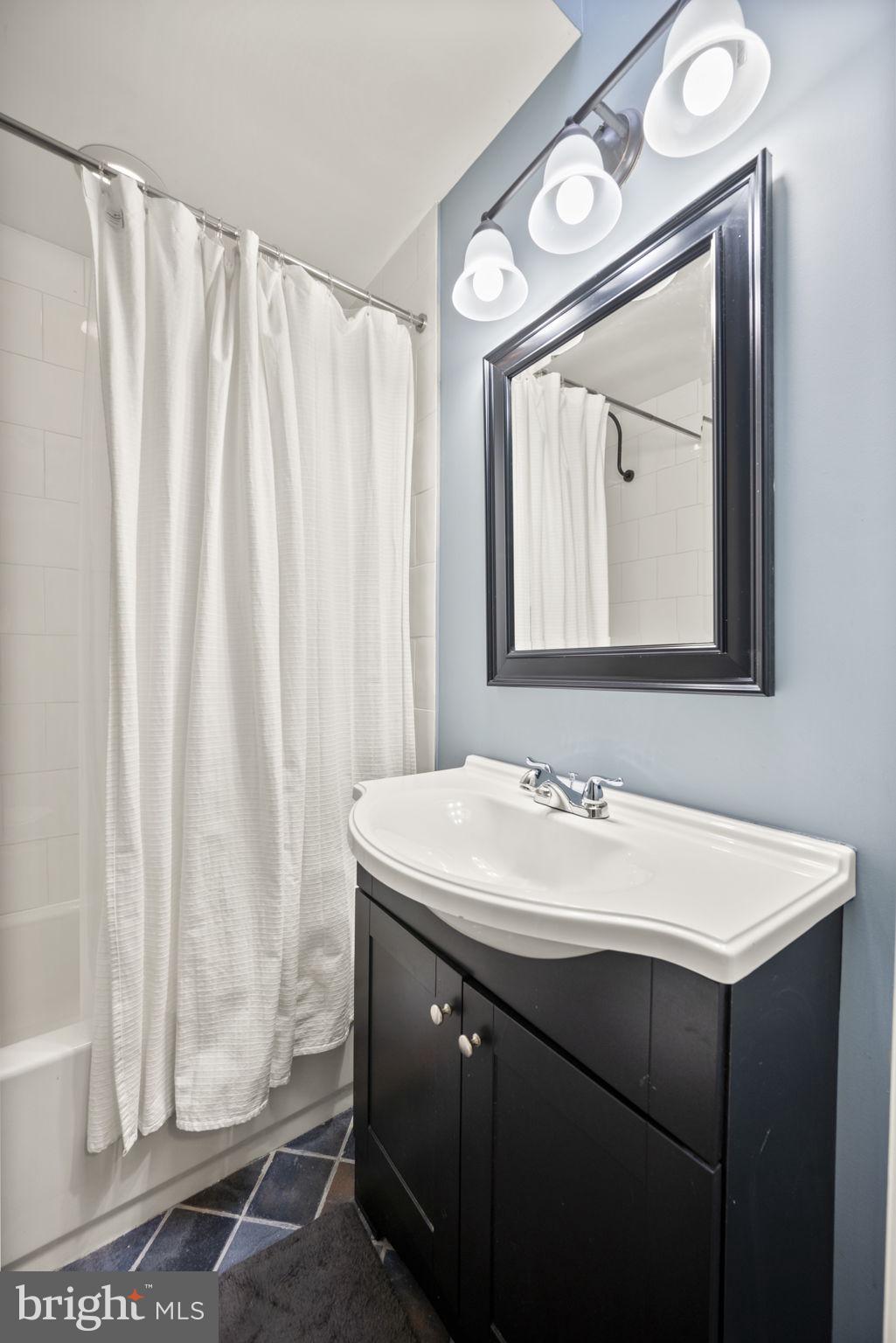 HAMPDEN HISTORIC DISTRICT - Residential