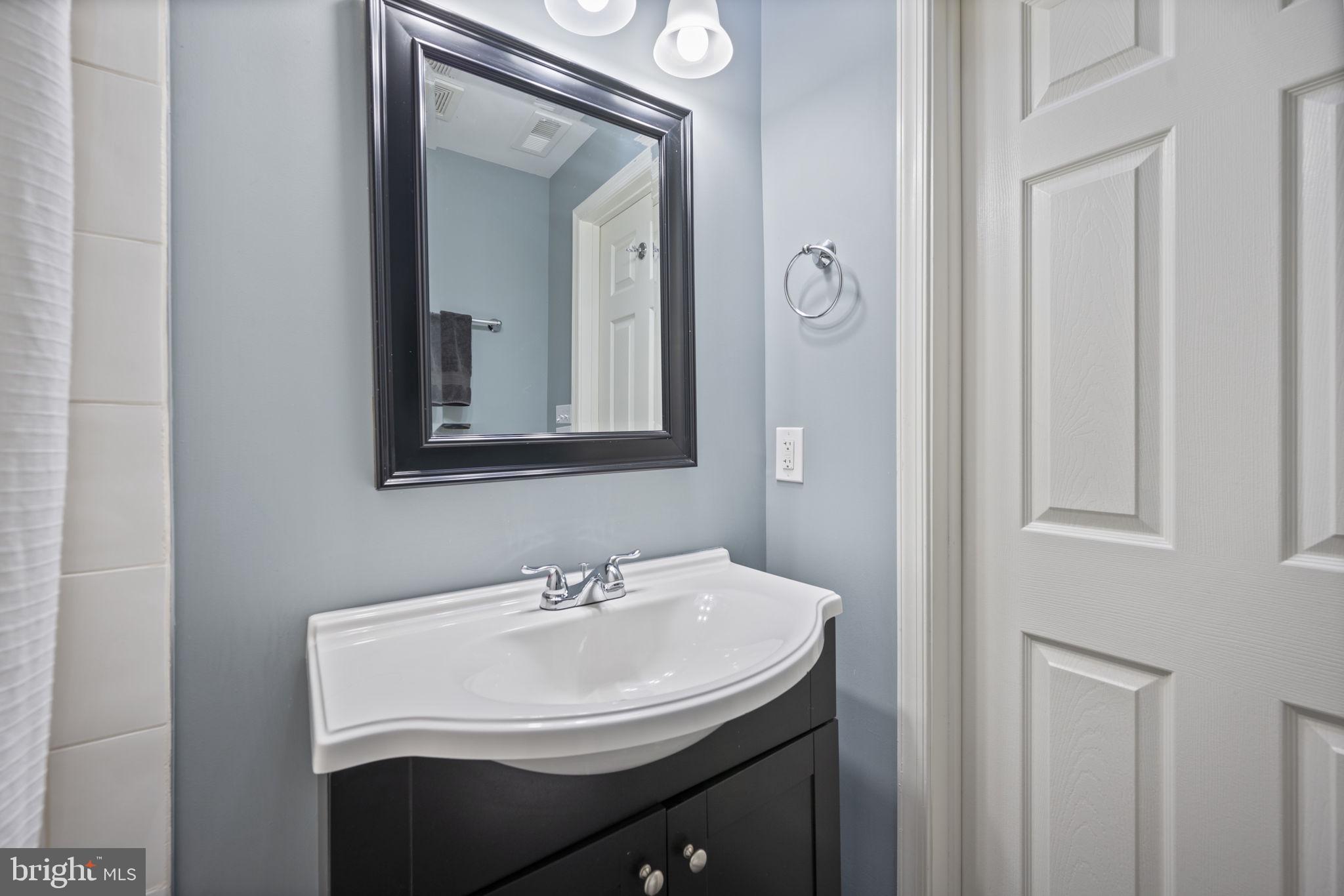 HAMPDEN HISTORIC DISTRICT - Residential