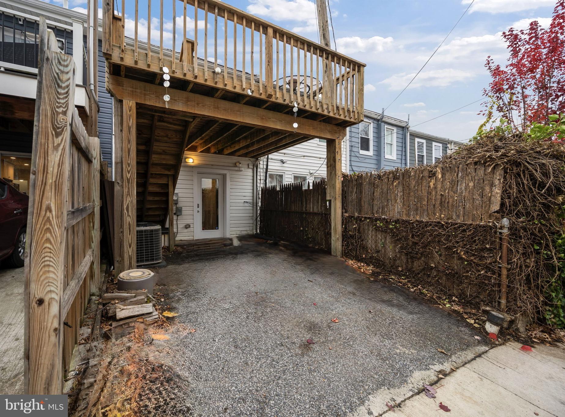 HAMPDEN HISTORIC DISTRICT - Residential