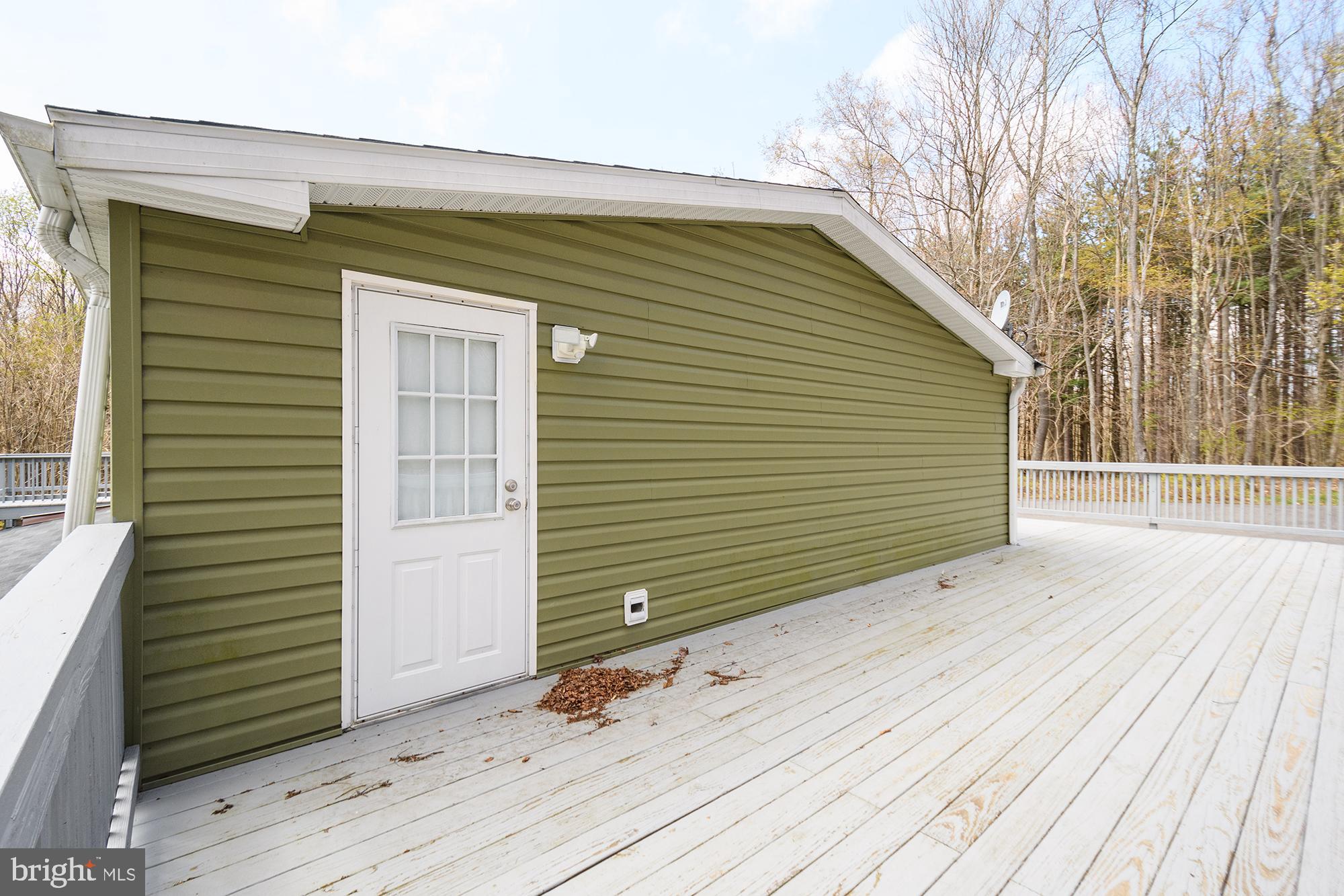 PARADISE POINT - Residential