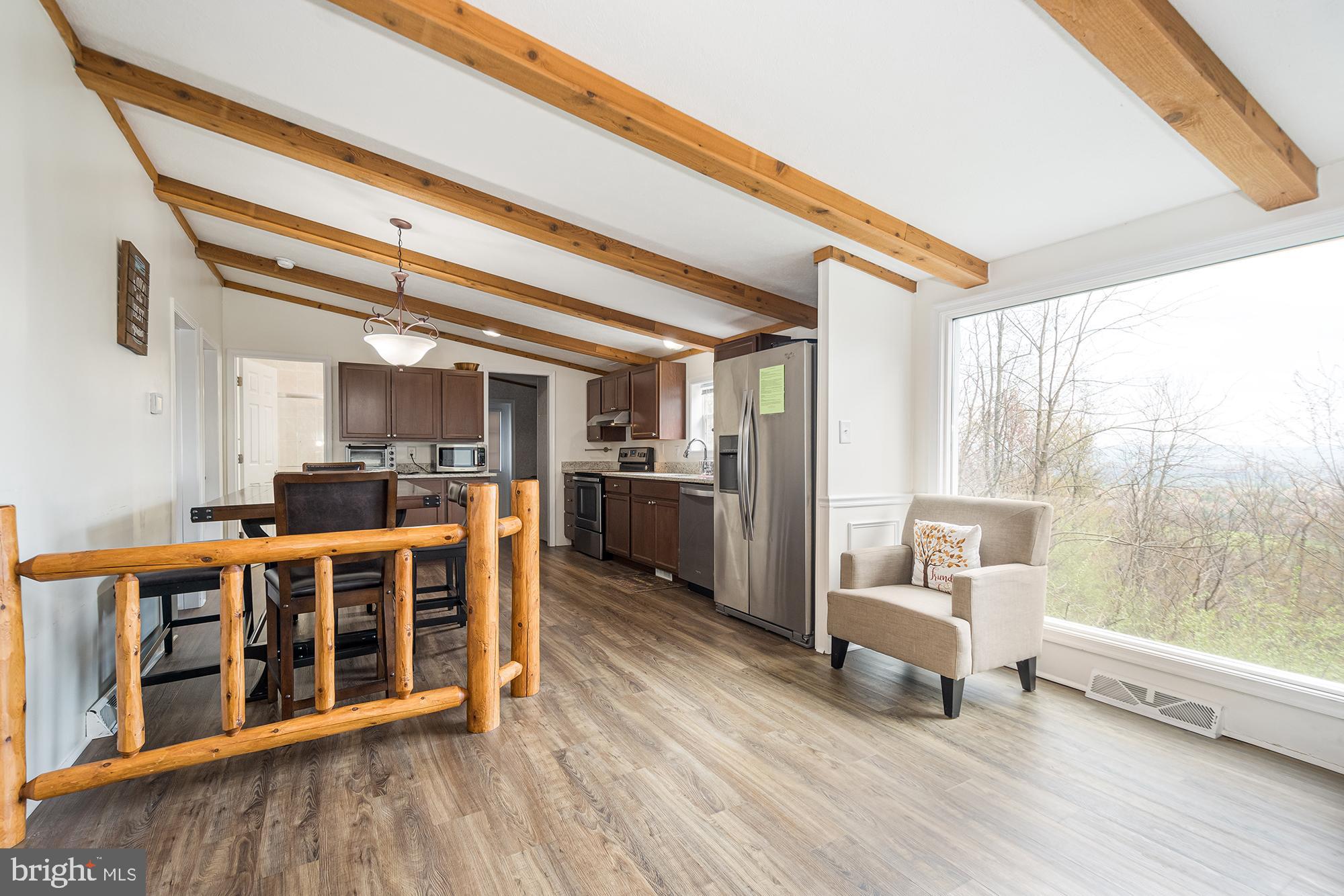 PARADISE POINT - Residential