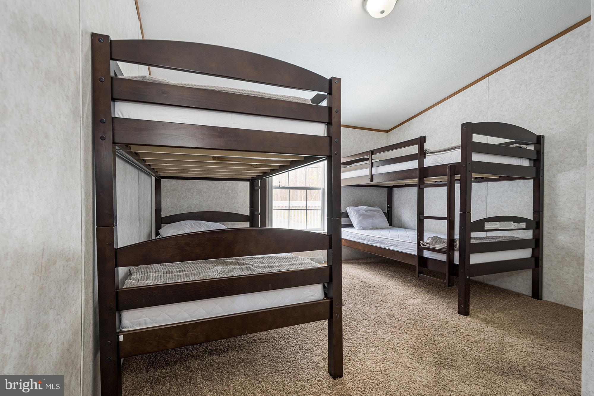 PARADISE POINT - Residential