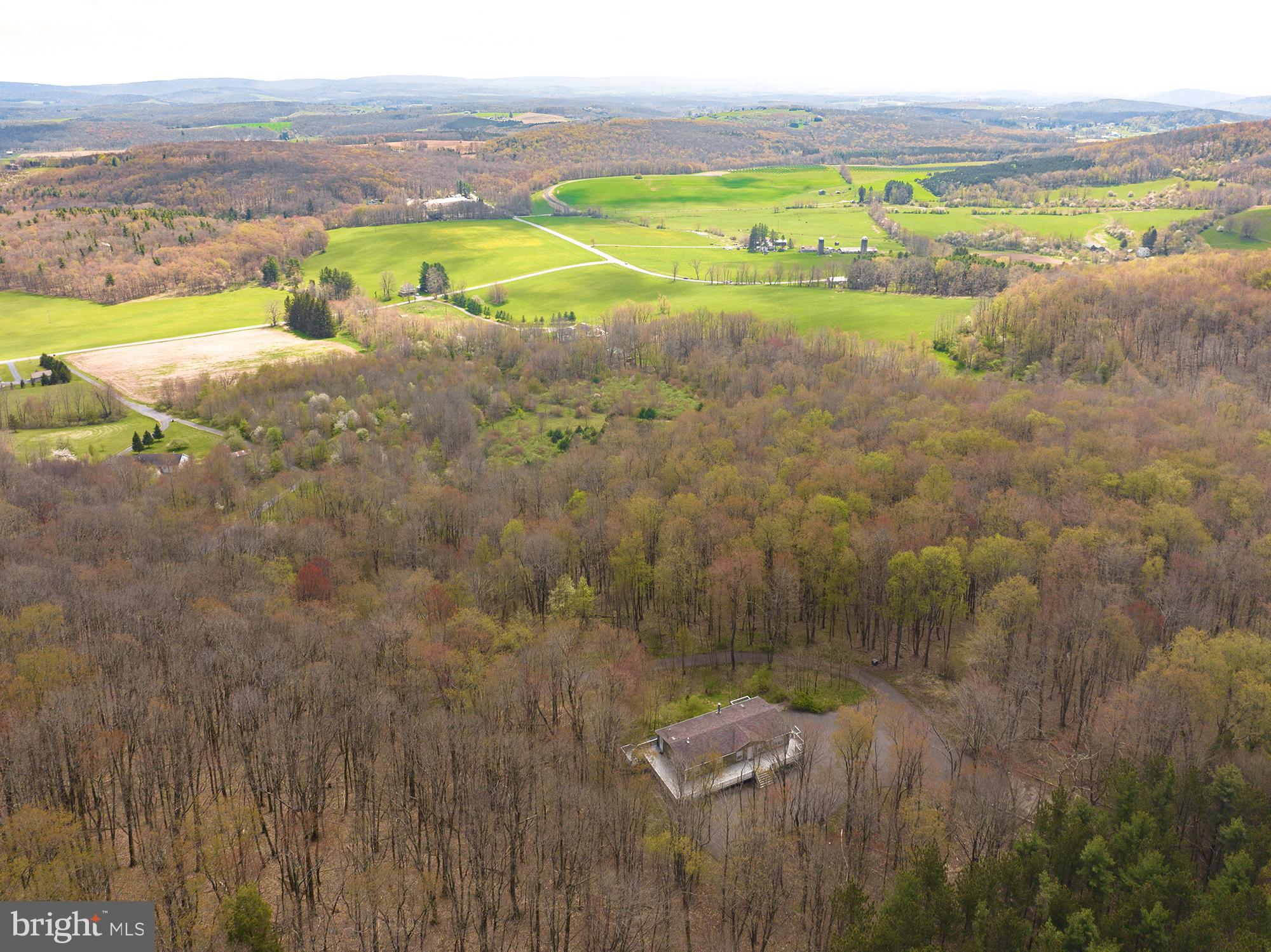PARADISE POINT - Residential