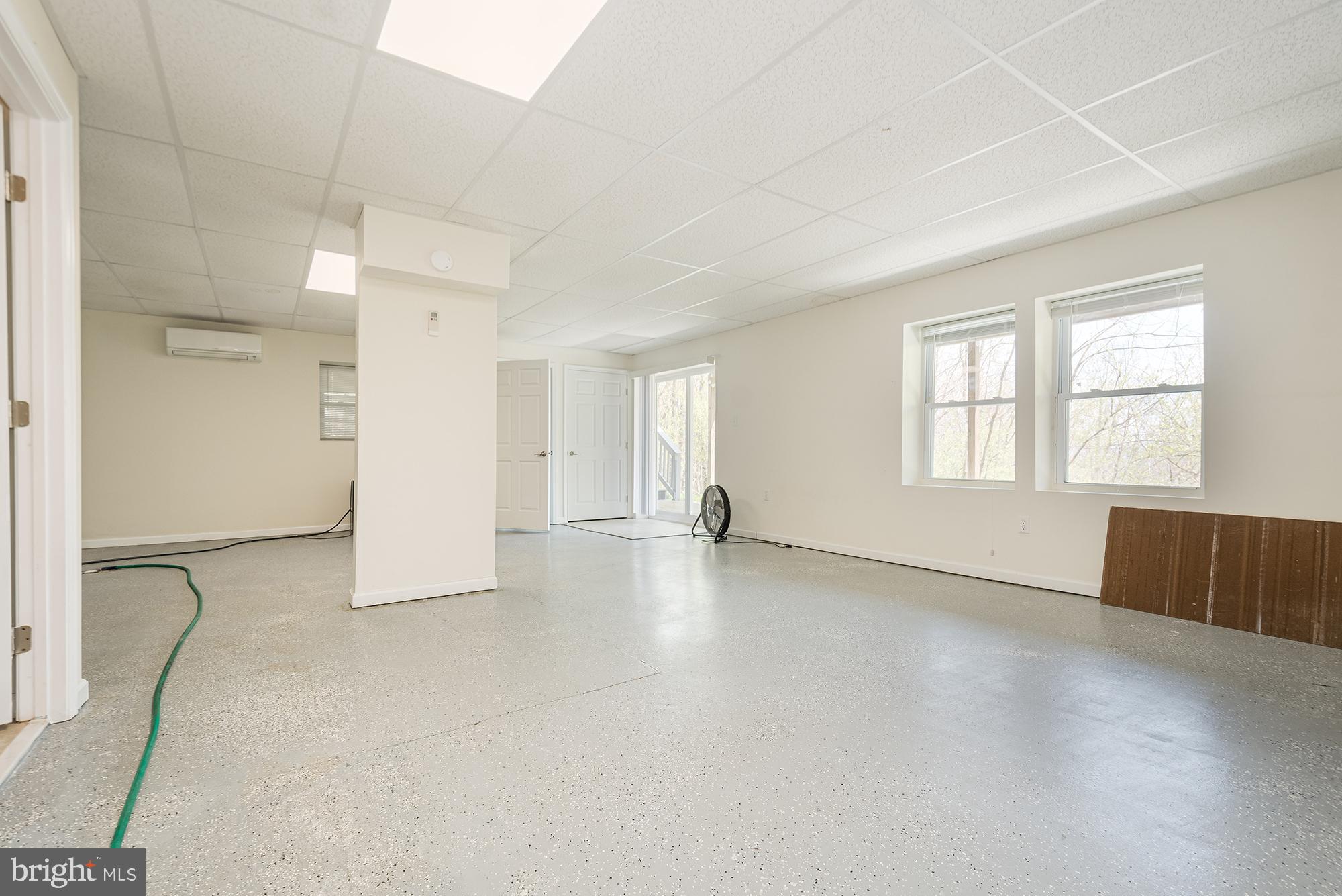 PARADISE POINT - Residential