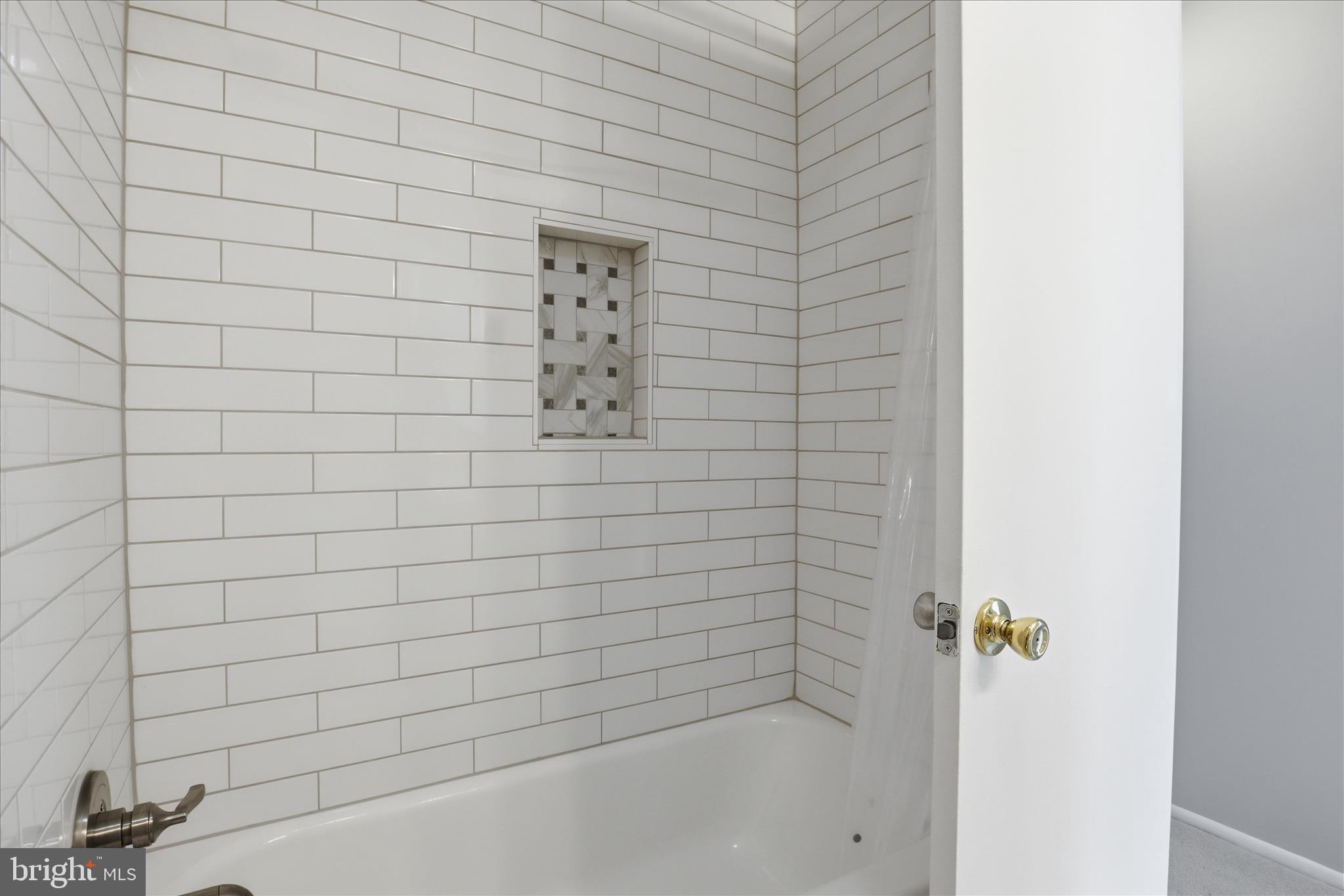 SUGARLAND RUN - Residential