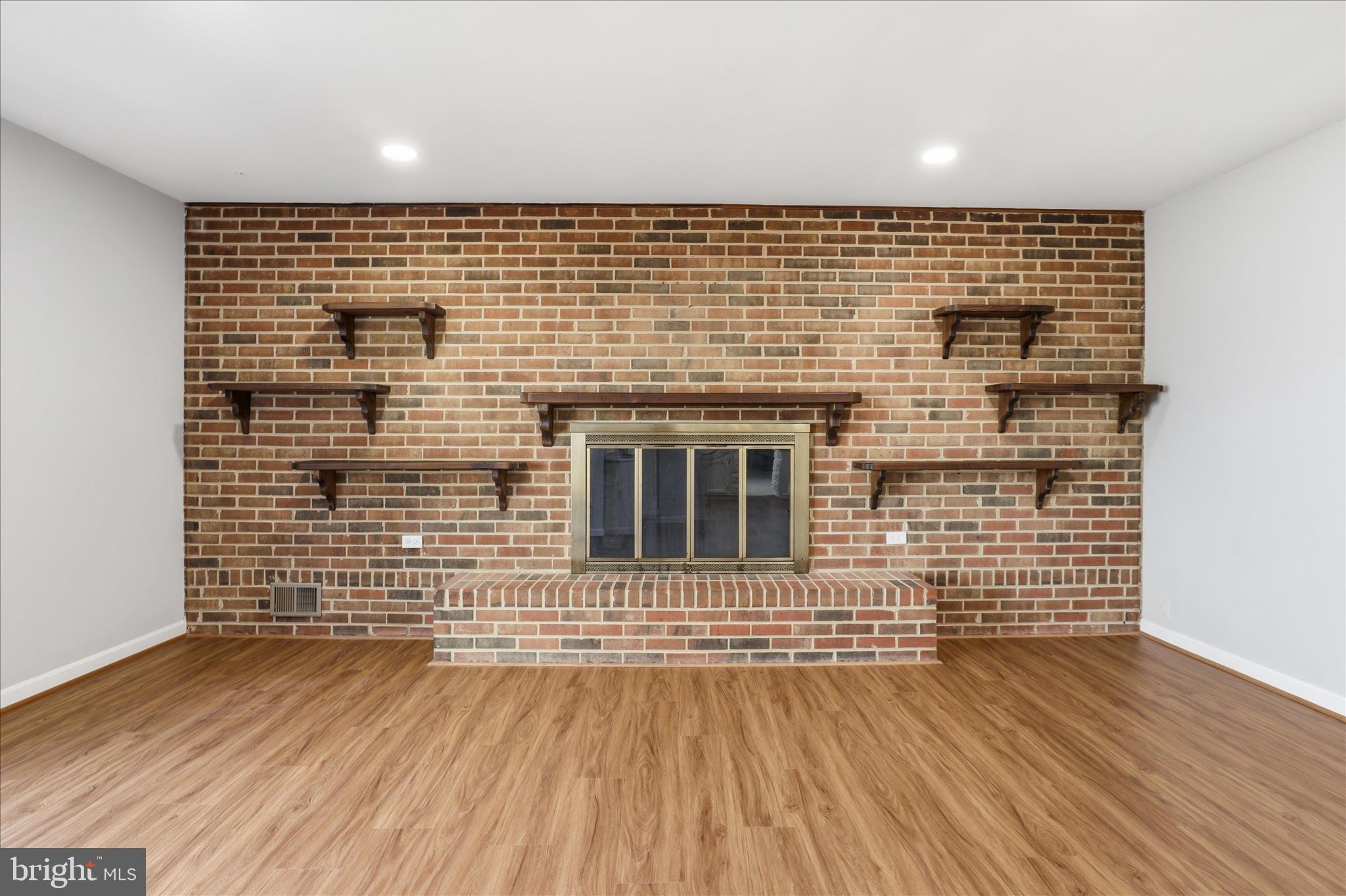 SUGARLAND RUN - Residential