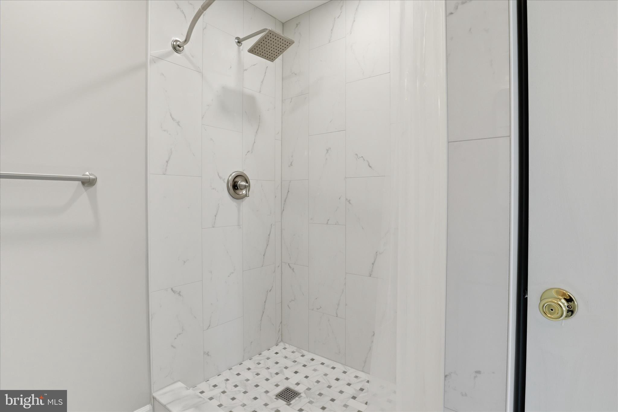 SUGARLAND RUN - Residential