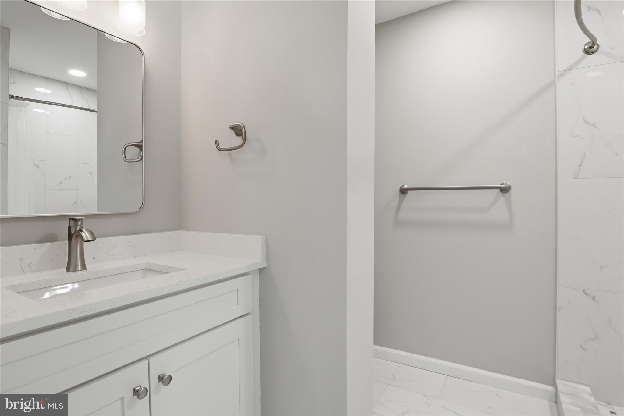 SUGARLAND RUN - Residential