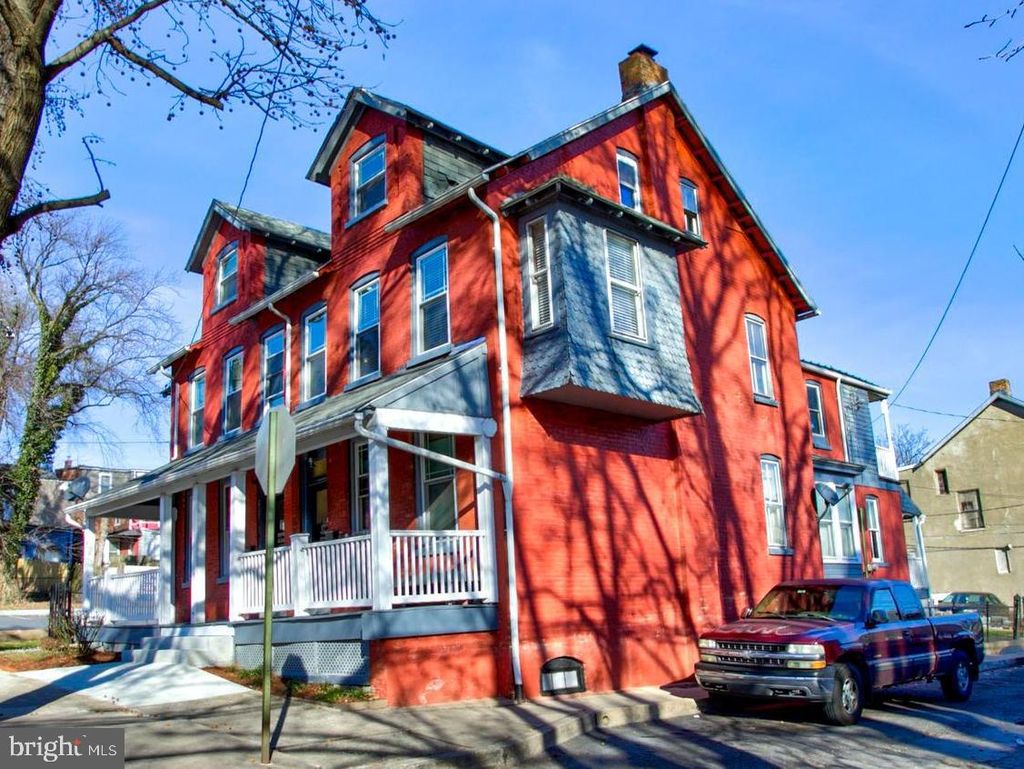 Photo of 47 S Marshall Street, Lancaster, PA 17602 (MLS # PALA2045550)