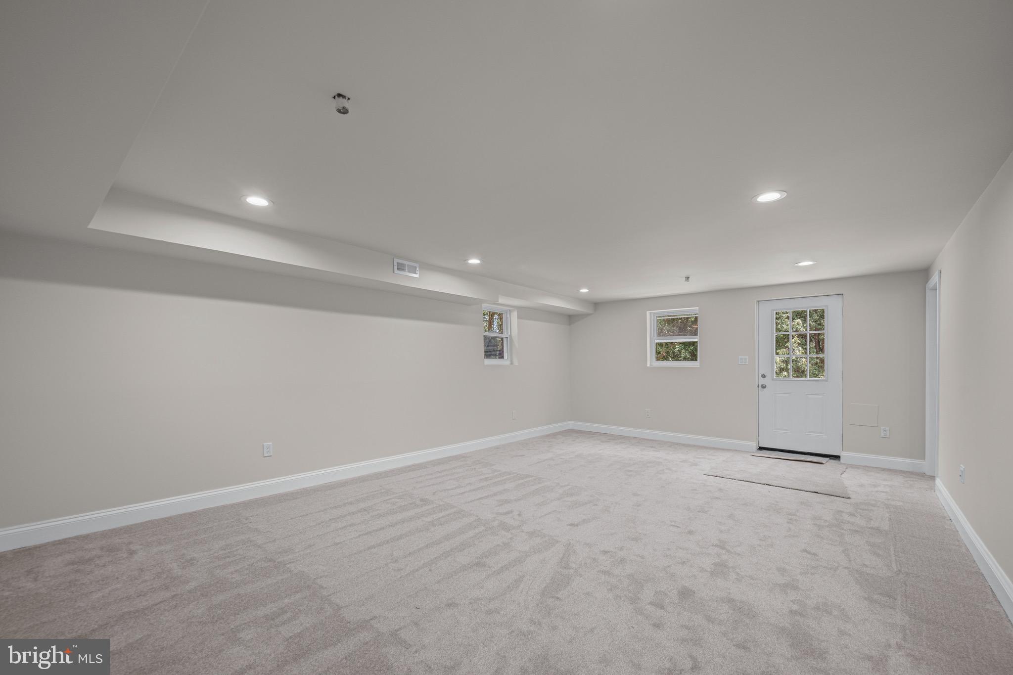 MAPLECREST - Residential