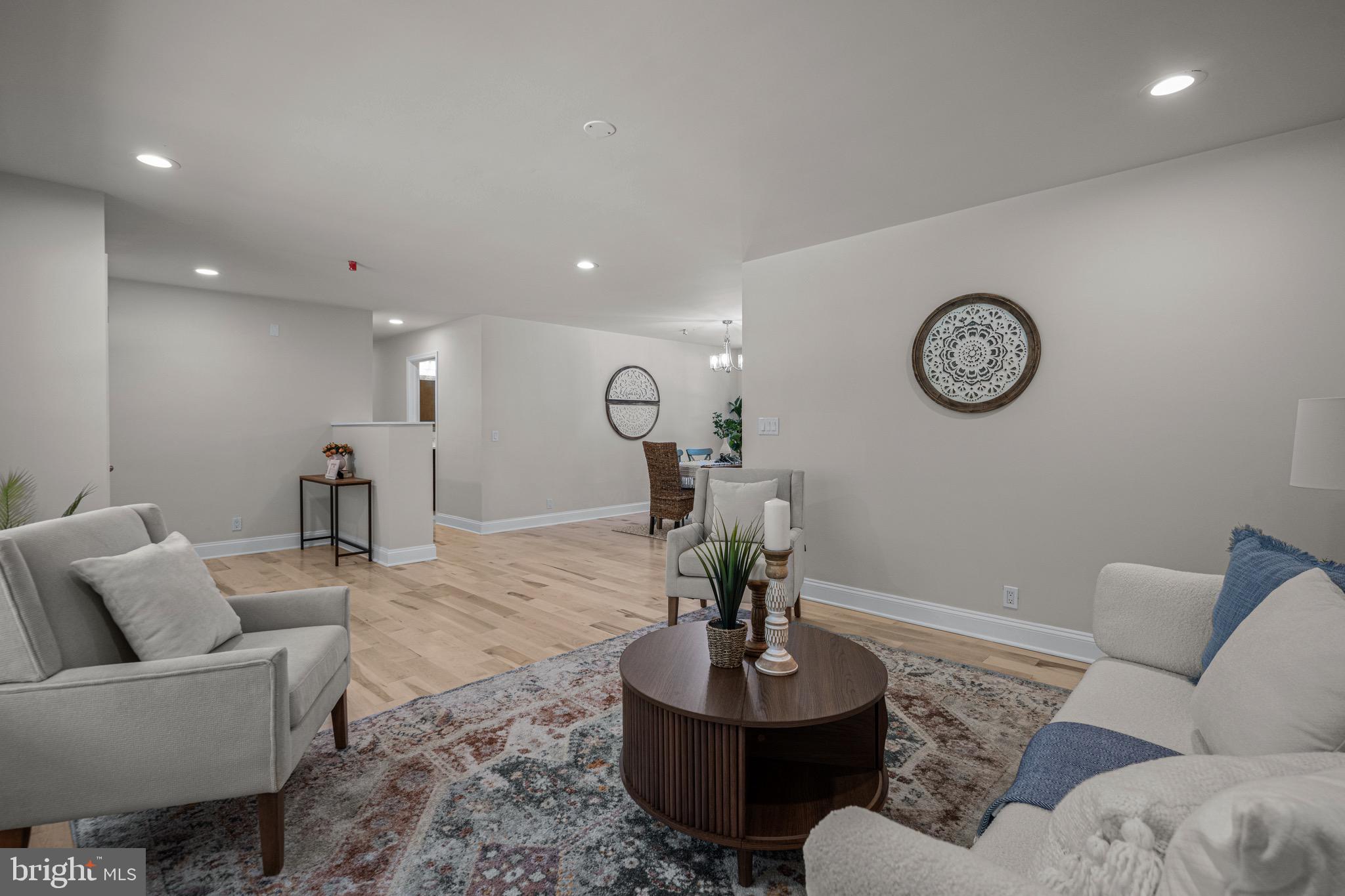 MAPLECREST - Residential