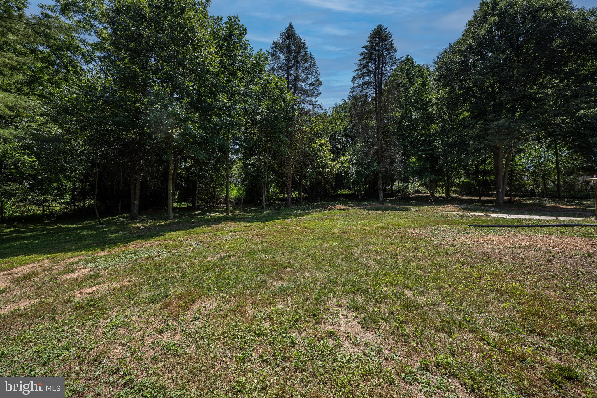 MAPLECREST - Residential