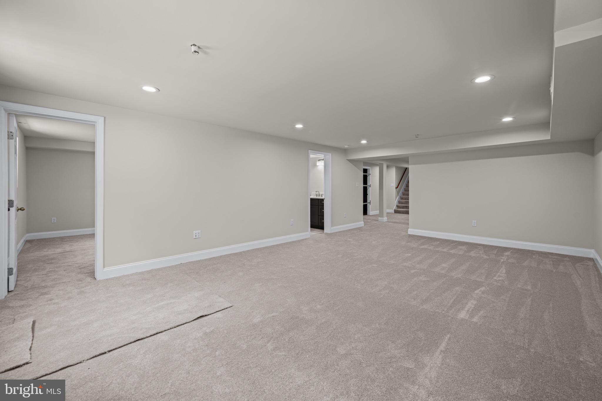 MAPLECREST - Residential