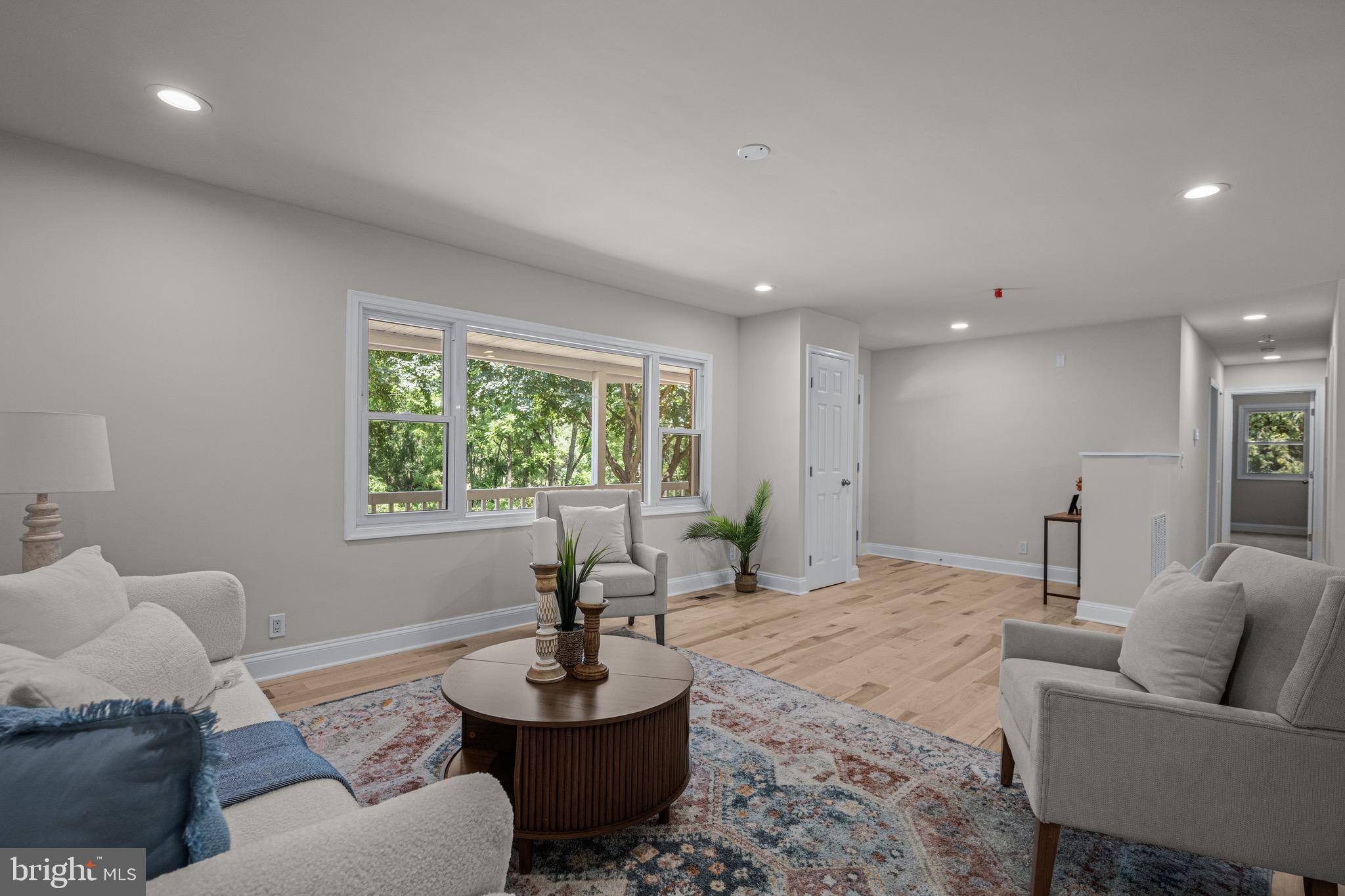 MAPLECREST - Residential