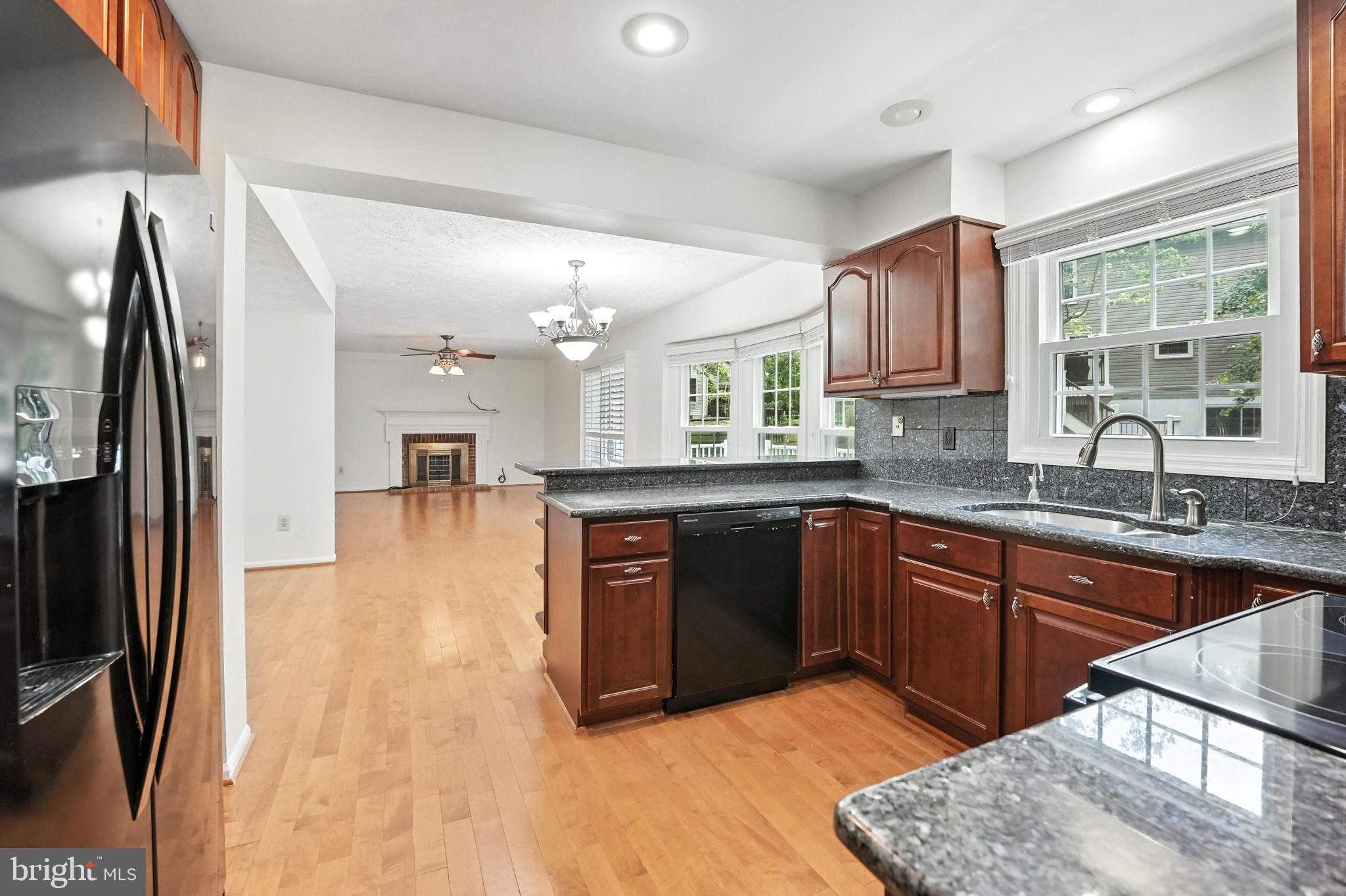 2240 HALTER LANE