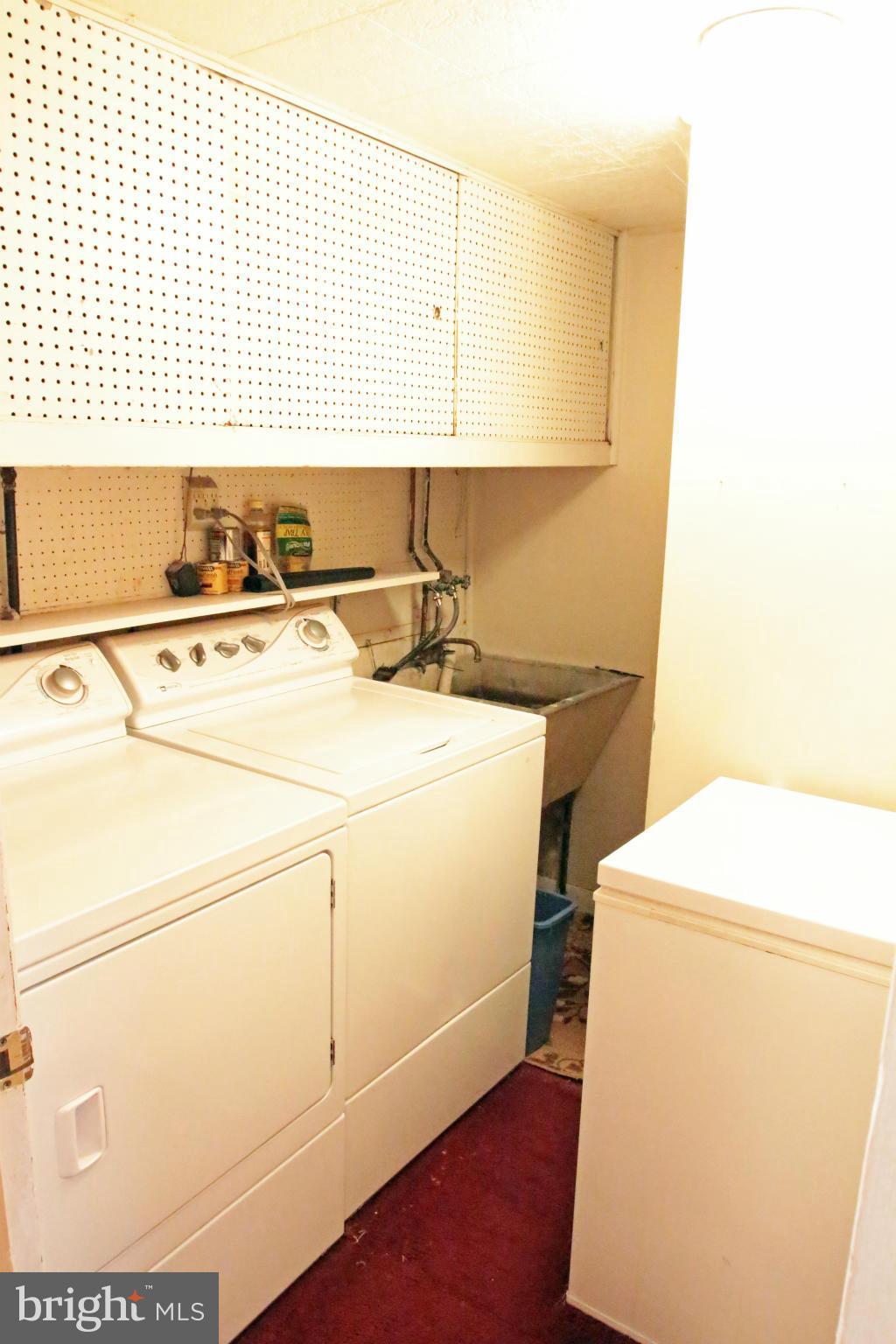 CHARTWELL - Residential