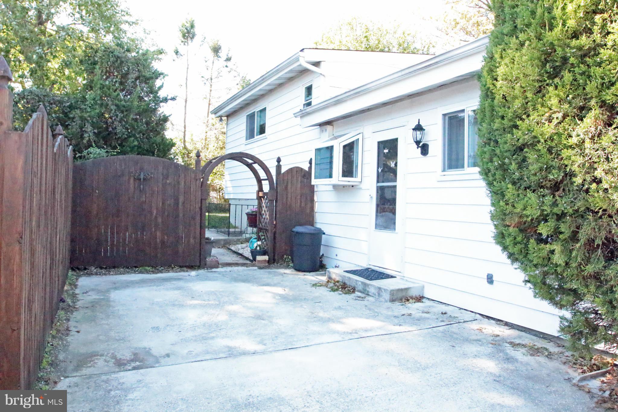 CHARTWELL - Residential