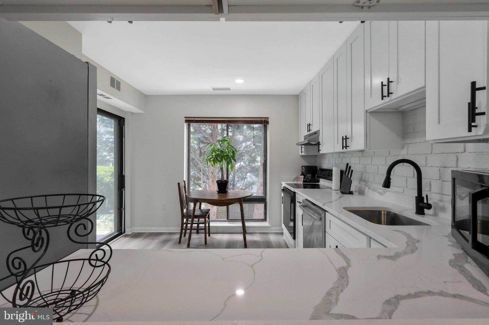 FORT ELLSWORTH - Residential Lease