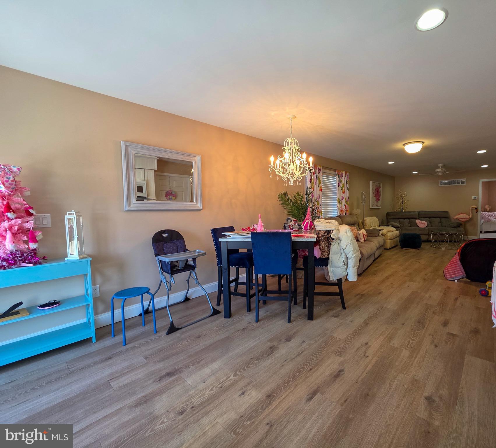 CYPRESS POINTE - Residential