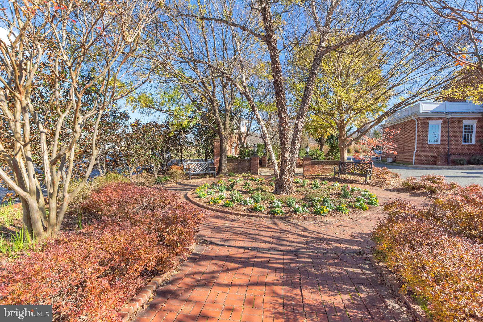 TOWN OF GORDONSVILLE - Residential