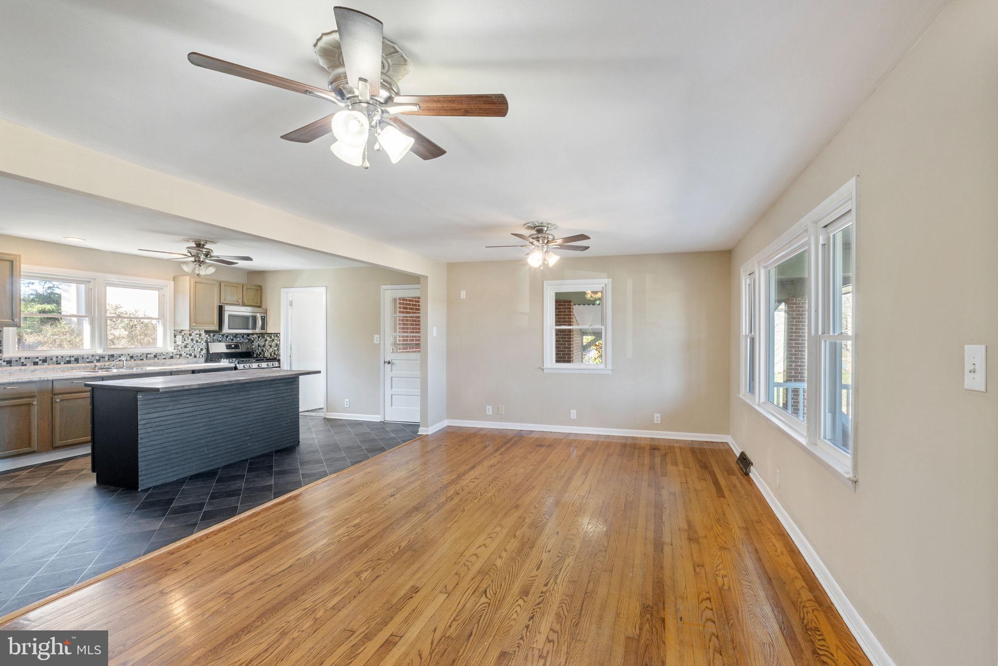 TOWN OF GORDONSVILLE - Residential