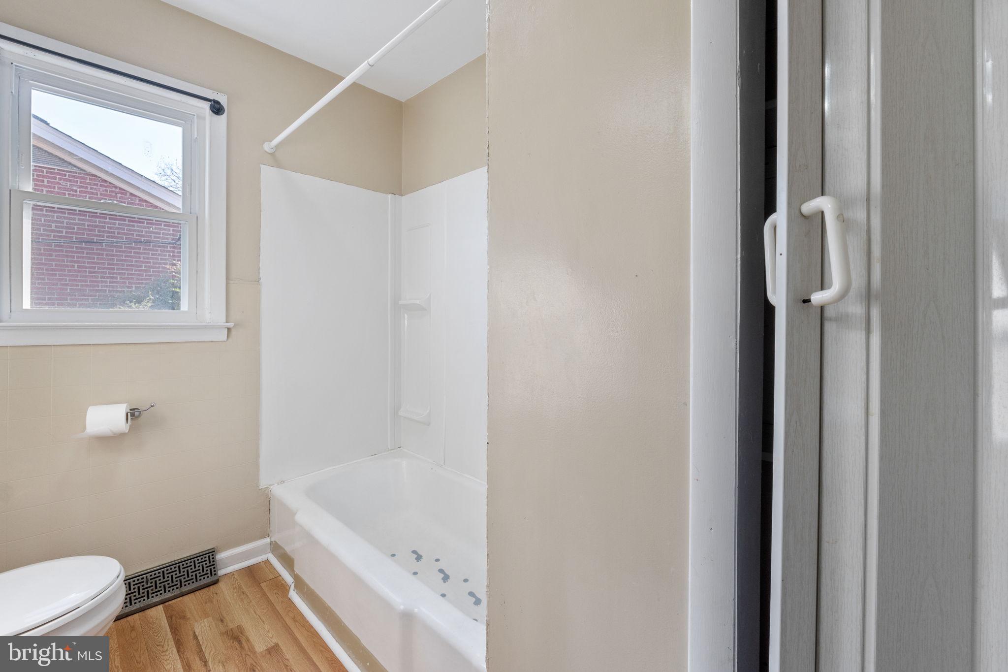 TOWN OF GORDONSVILLE - Residential