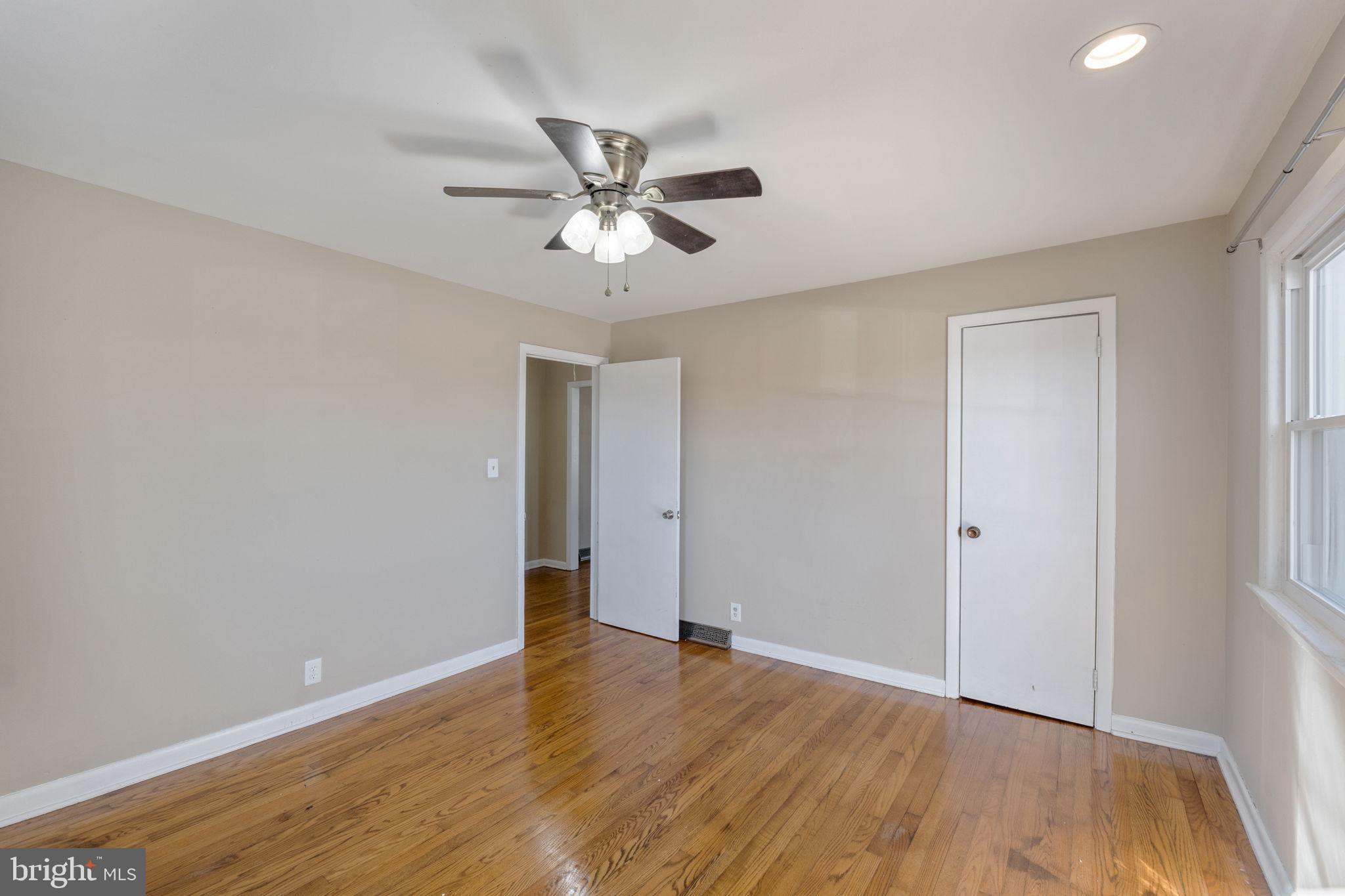 TOWN OF GORDONSVILLE - Residential