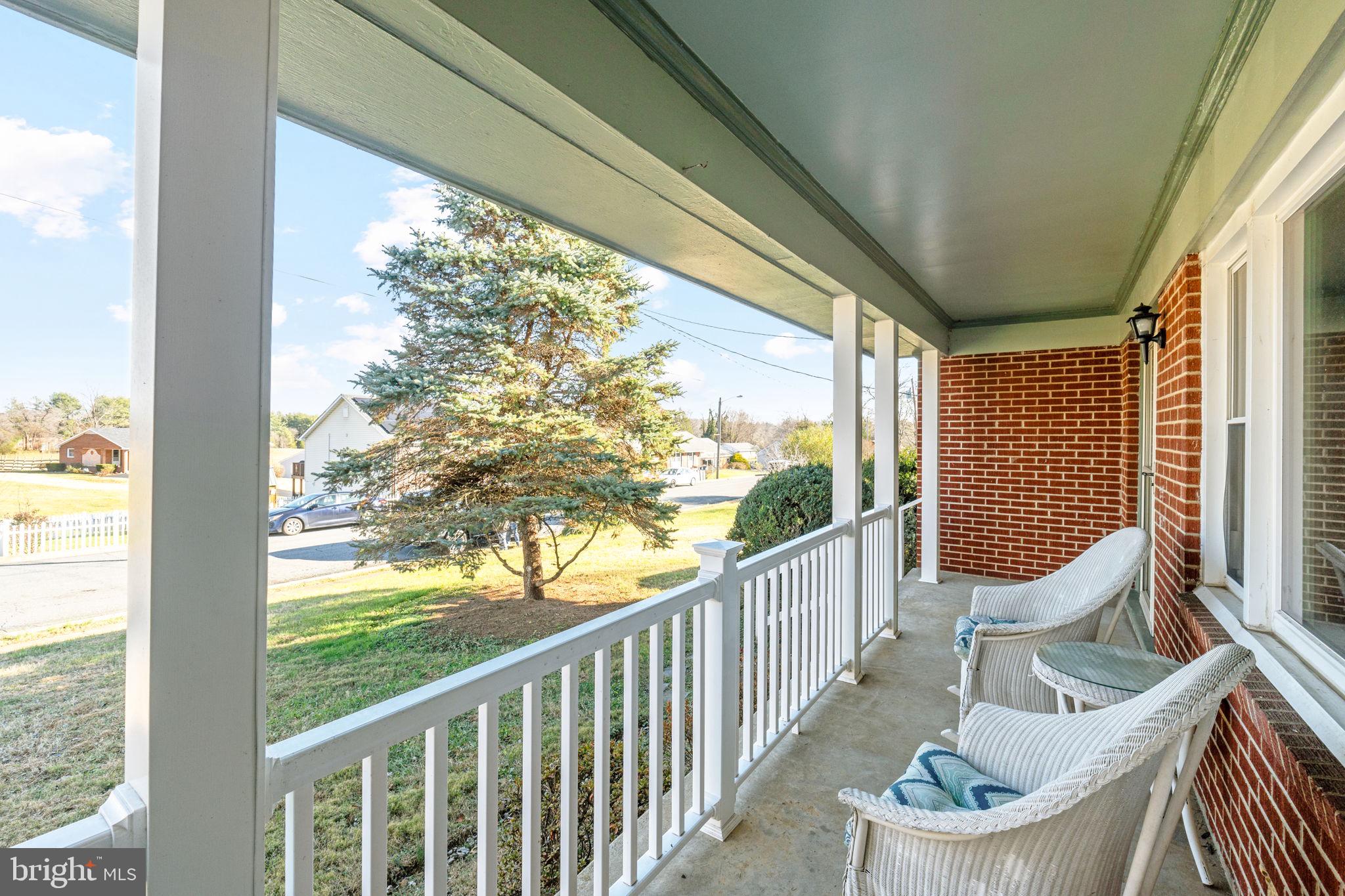 TOWN OF GORDONSVILLE - Residential