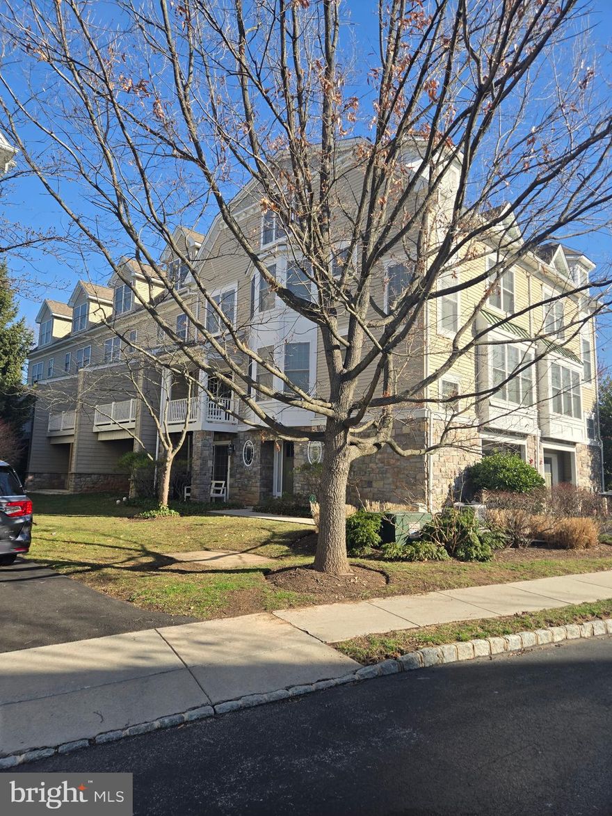 Amazing Executive Rental opportunity to rent in the community of  Ardmore Crossing, located just a few minutes to Ardmore train, Suburban Square shopping, Farmer's market and local restaurants! This townhome offers a fabulous floor plan with over 2400 SF of comfortable living space.  Updated throughout with 2 renovated full baths, and hardwood floors from top to bottom.  One car garage plus driveway for additional parking.  Easy comfortable living for those looking to anchor in Lower Merion Township. Everything under one room in this high end rental.  

NO pets preferred.