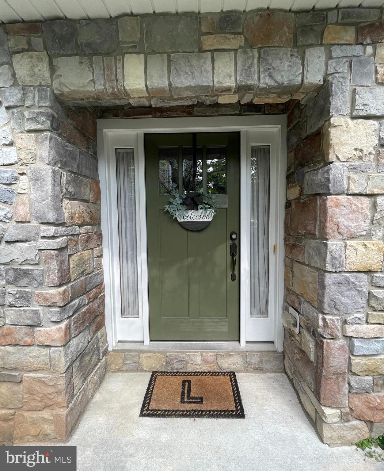 ARDMORE CROSSING - Residential Lease