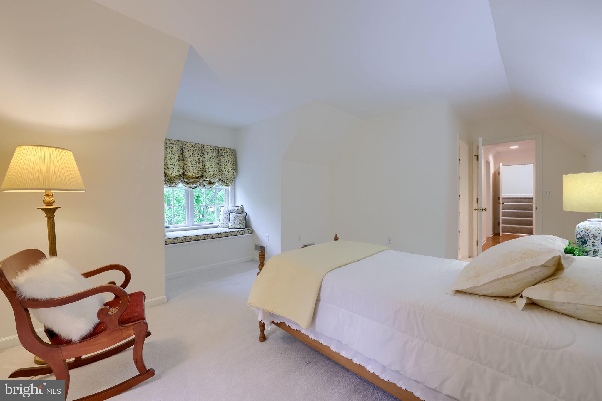 HEMPFIELD AREA - Residential