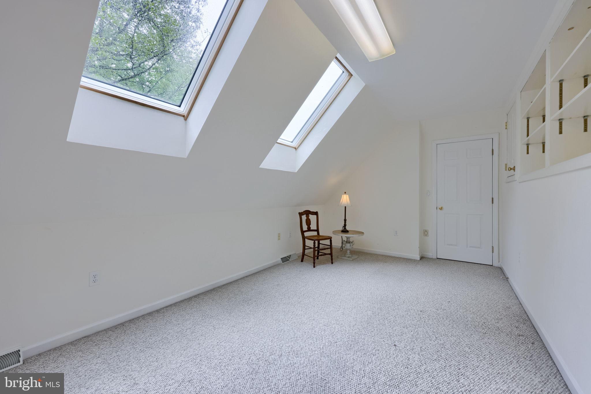 HEMPFIELD AREA - Residential
